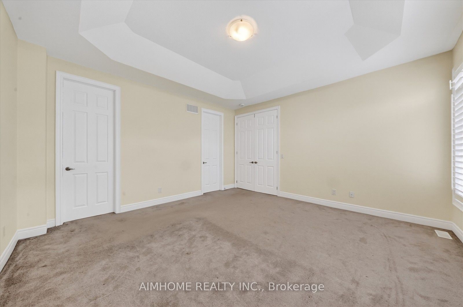 Photo 23 of 94 Brabin Circle, Whitby, Rural Whitby — HOMEH