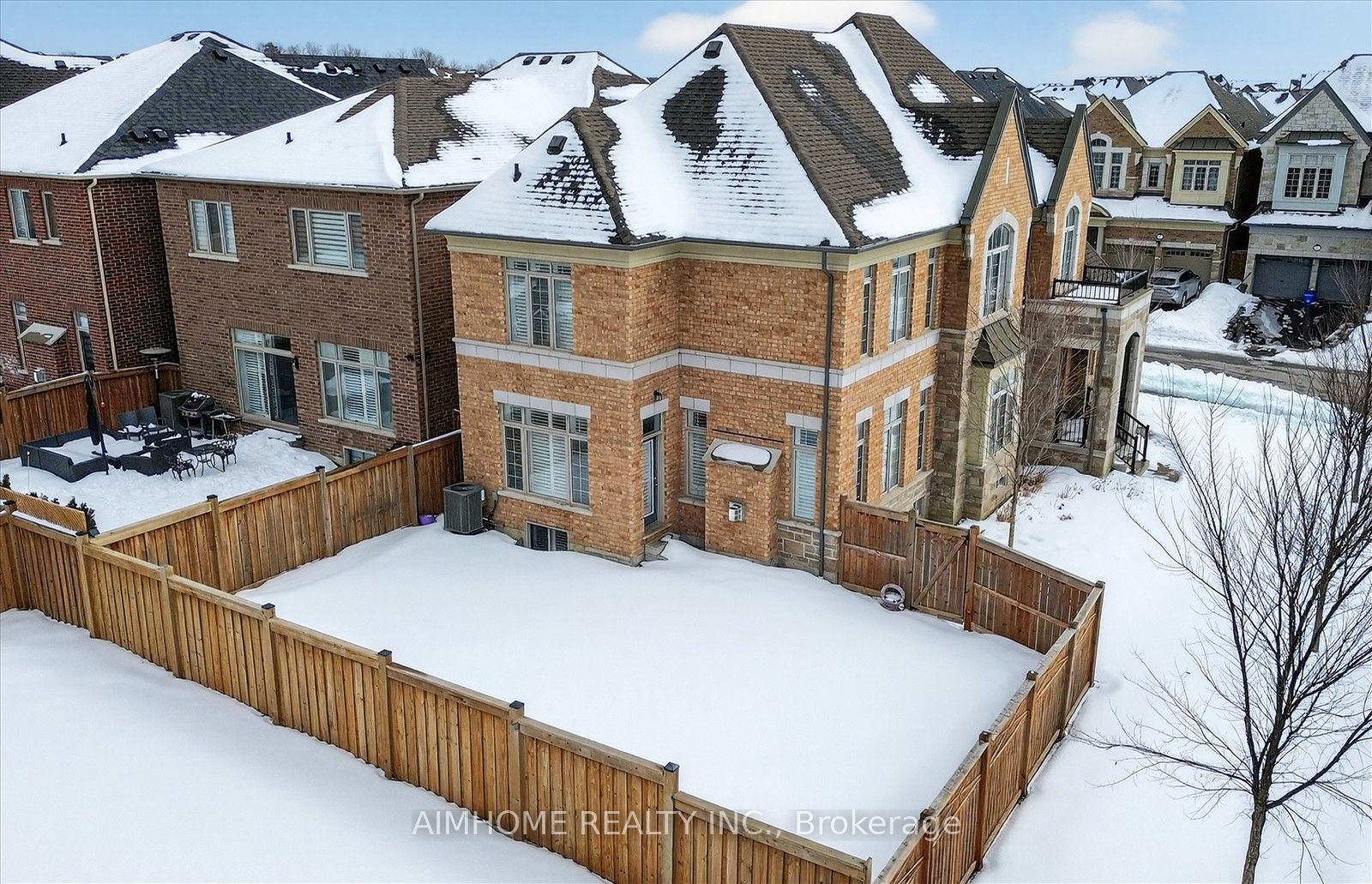 Photo 39 of 94 Brabin Circle, Whitby, Rural Whitby — HOMEH