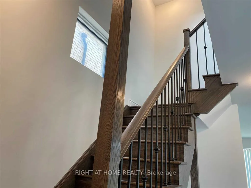 Photo 11 of 12 Pony Farm Drive, Etobicoke, Willowridge-Martingrove-Richview — HOMEH