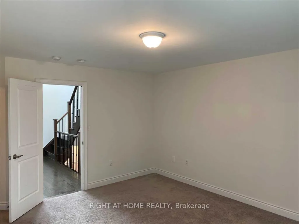 Photo 13 of 12 Pony Farm Drive, Etobicoke, Willowridge-Martingrove-Richview — HOMEH