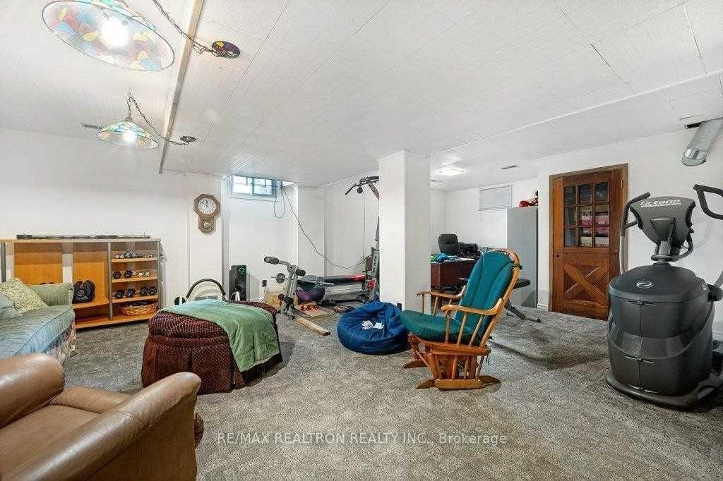 Photo 15 of 145 Melrose Avenue, King, King City — HOMEH