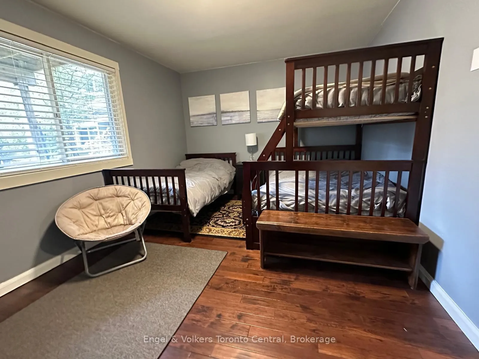 Photo 12 of 200 Escarpment Crescent, Collingwood — HOMEH