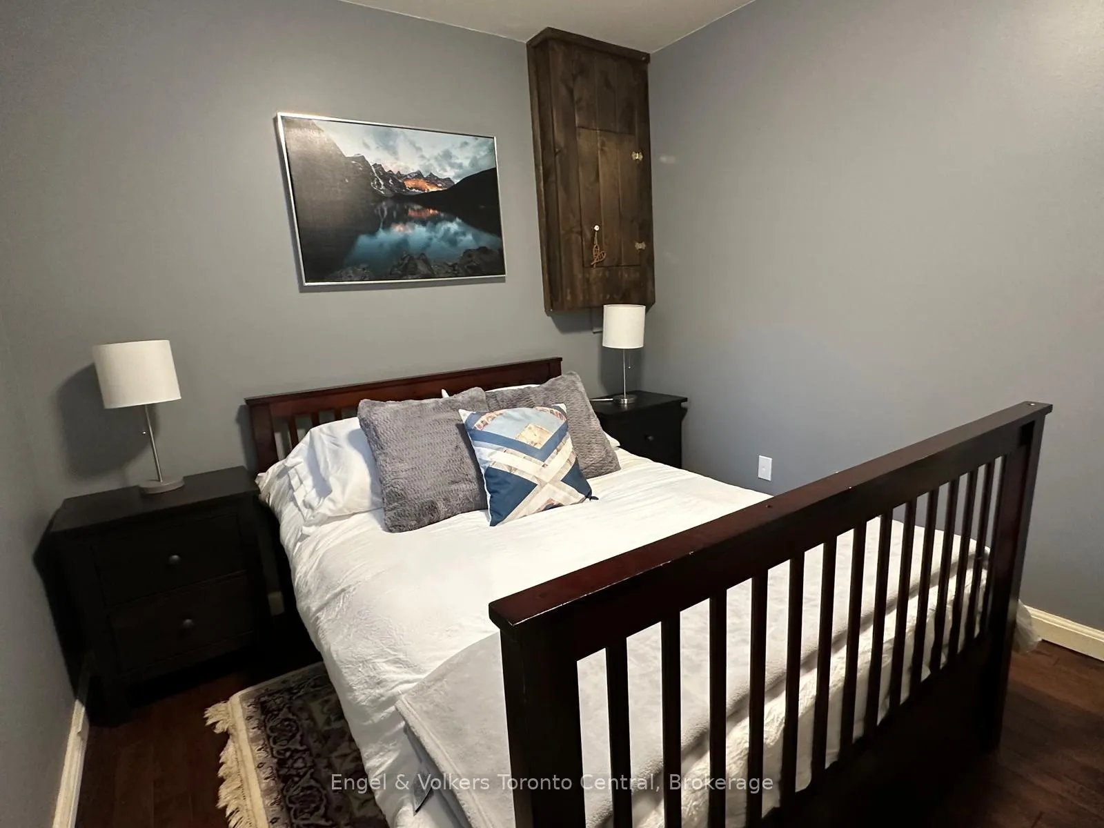 Photo 15 of 200 Escarpment Crescent, Collingwood — HOMEH