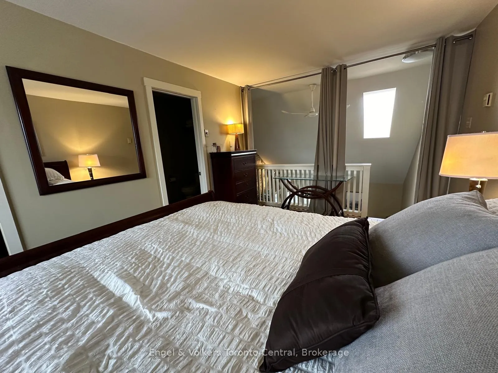 Photo 19 of 200 Escarpment Crescent, Collingwood — HOMEH
