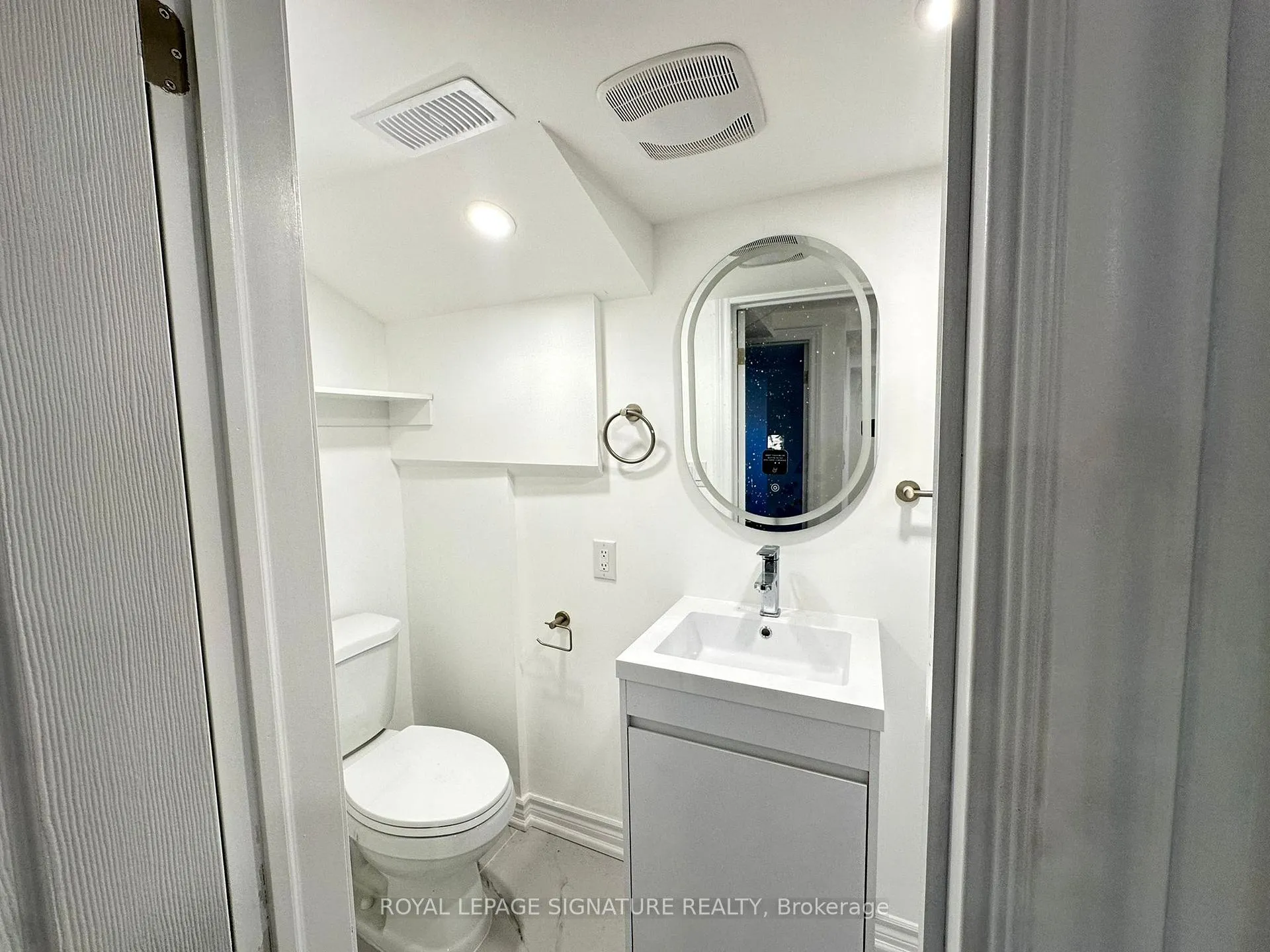 Photo 8 of Unit Lower, 17 Tamarisk Drive, Etobicoke, West Humber-Clairville — HOMEH