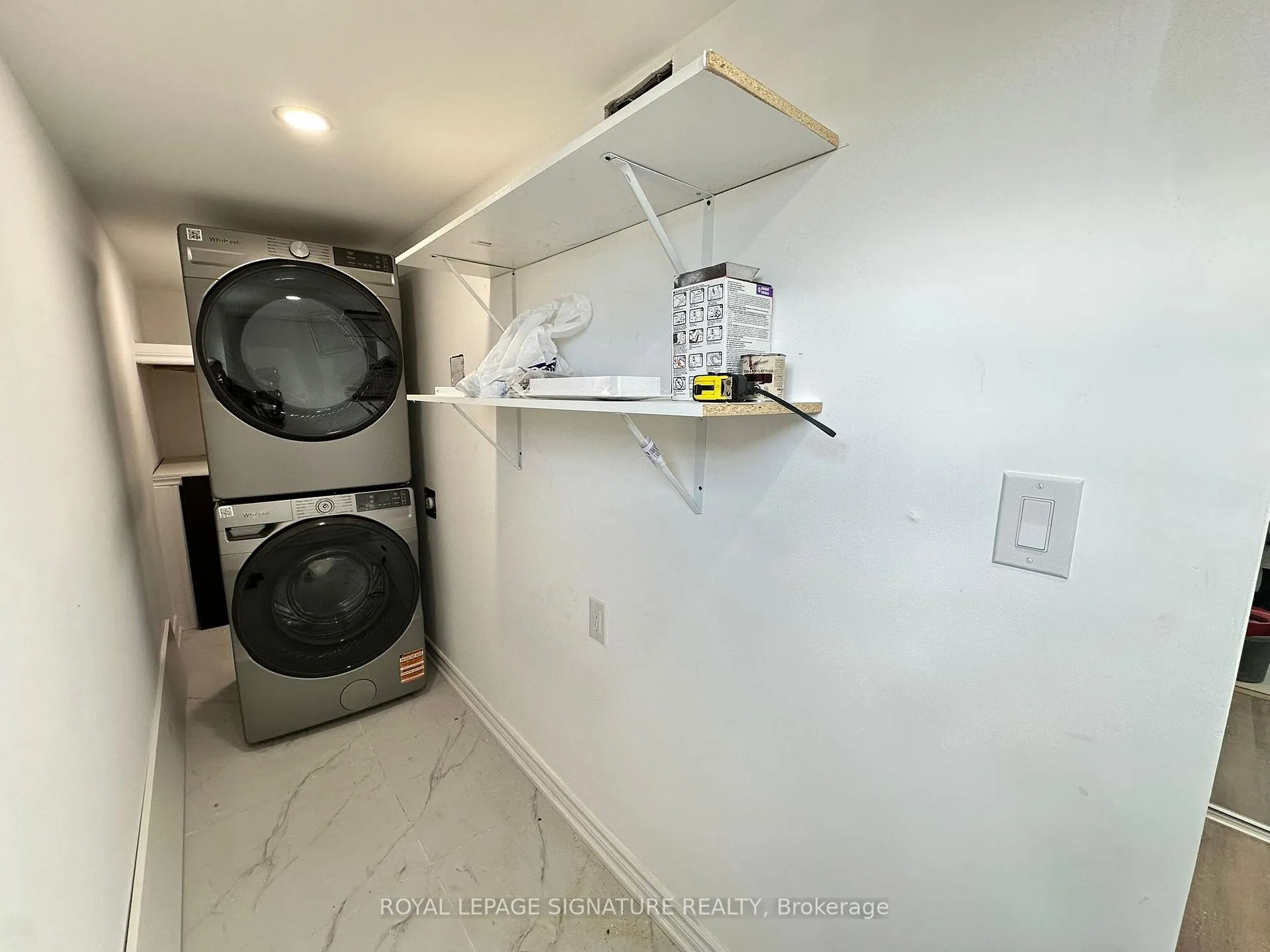Photo 11 of Unit Lower, 17 Tamarisk Drive, Etobicoke, West Humber-Clairville — HOMEH