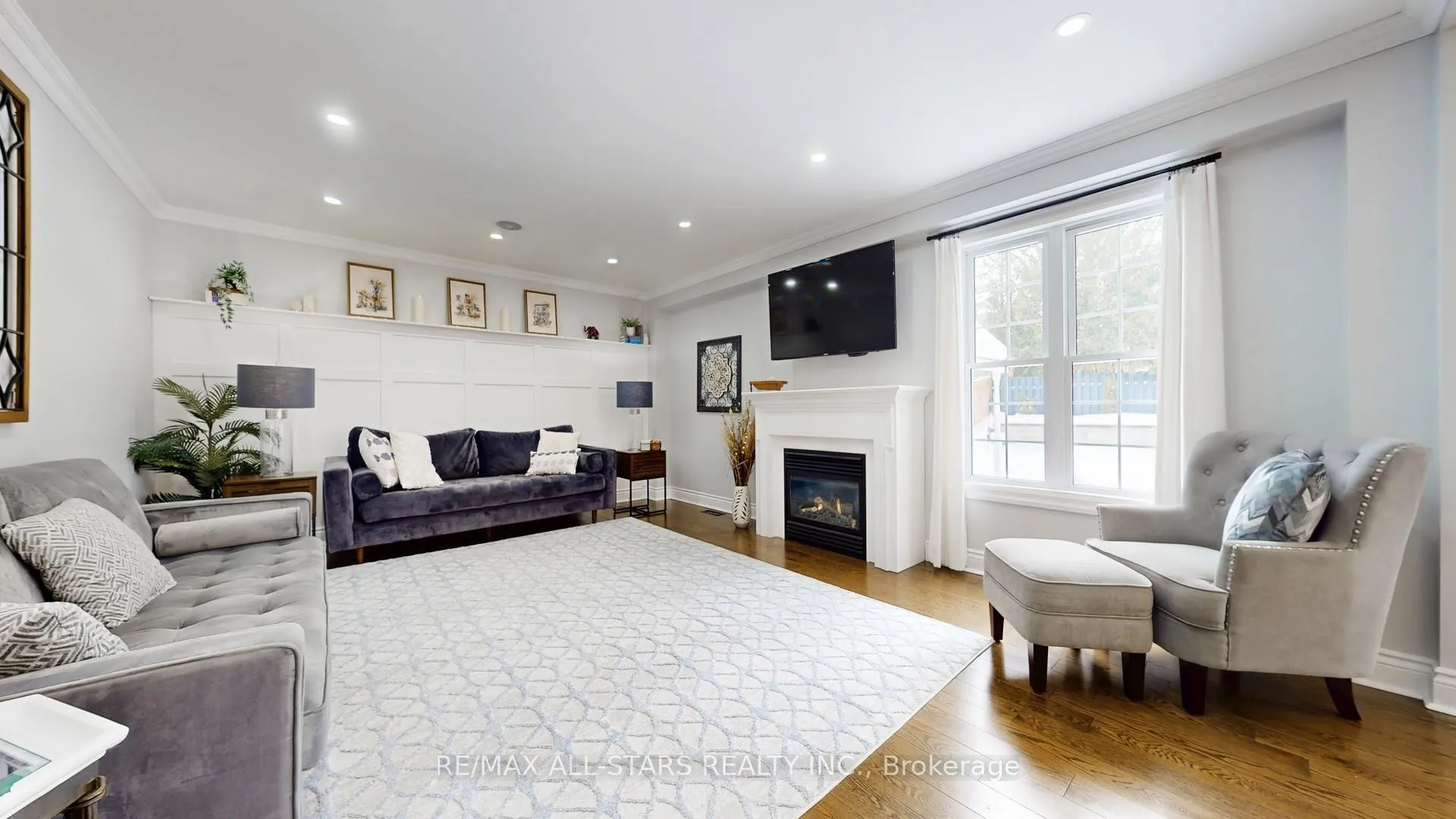 Photo 11 of 43 Mcguire Crescent, Uxbridge — HOMEH