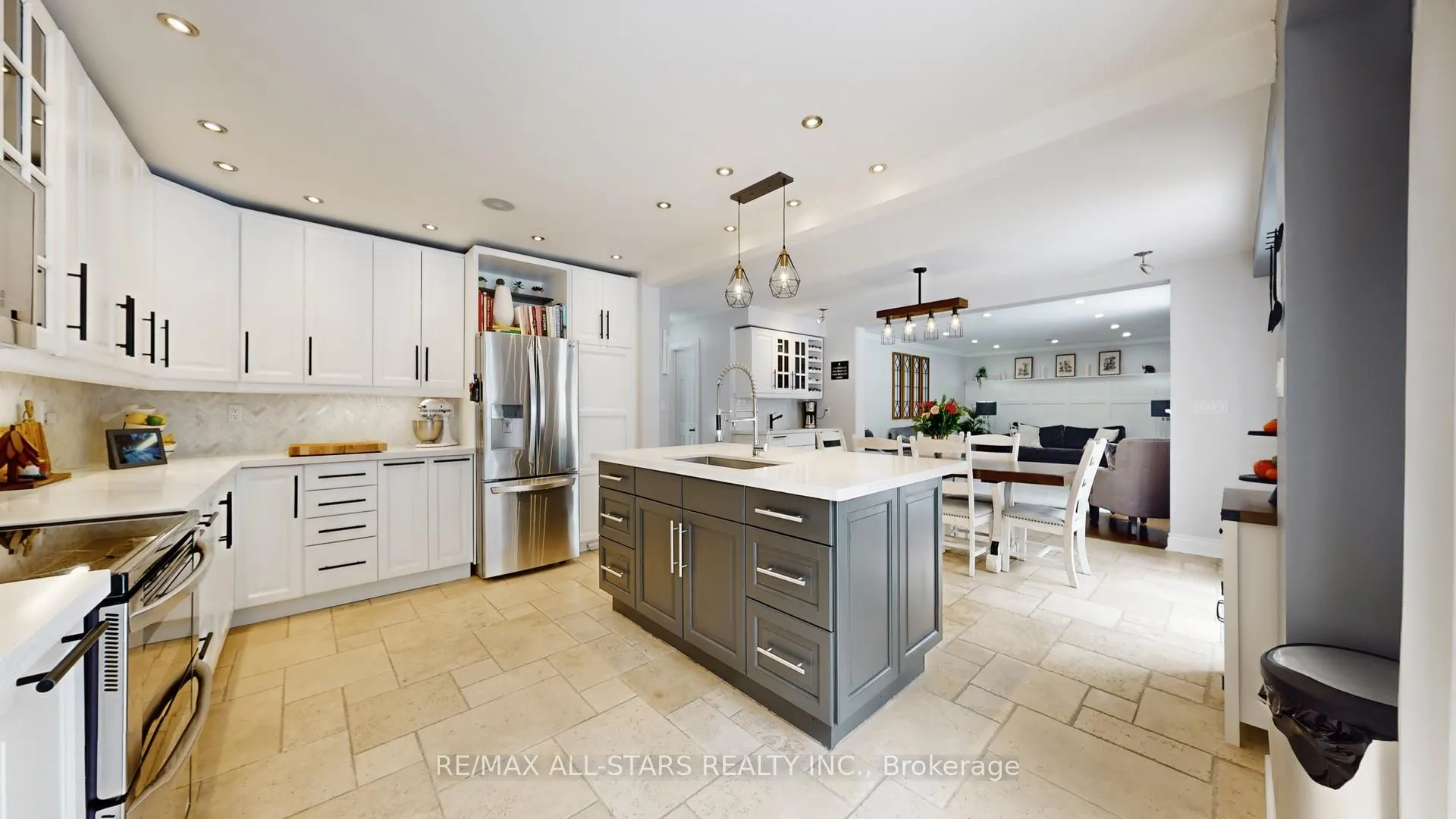 Photo 15 of 43 Mcguire Crescent, Uxbridge — HOMEH