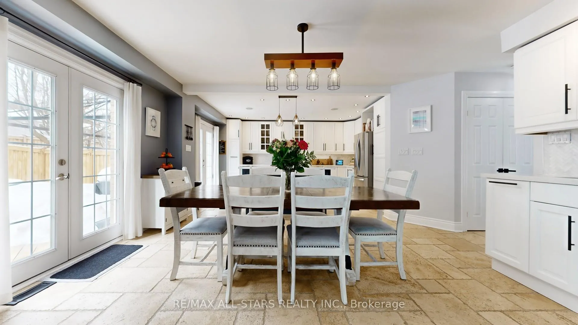 Photo 17 of 43 Mcguire Crescent, Uxbridge — HOMEH