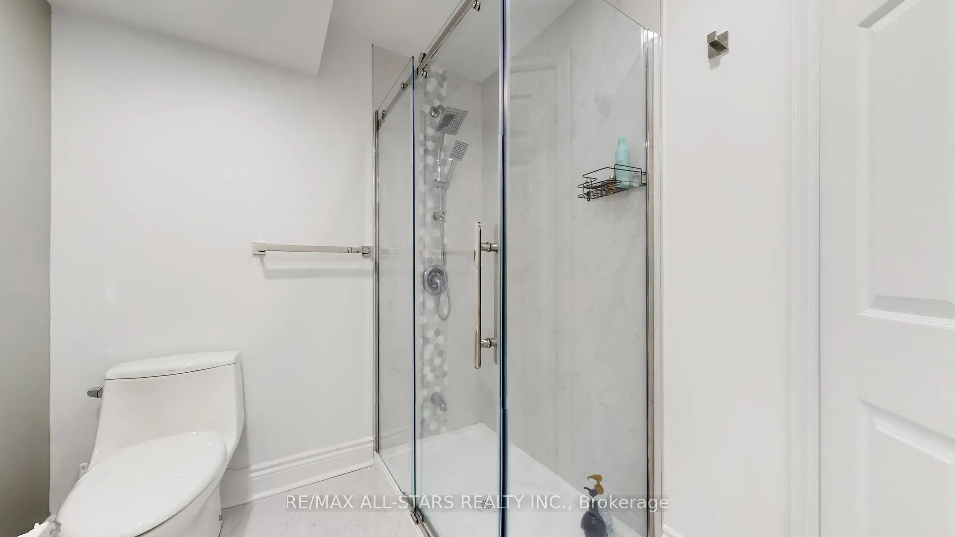 Photo 41 of 43 Mcguire Crescent, Uxbridge — HOMEH
