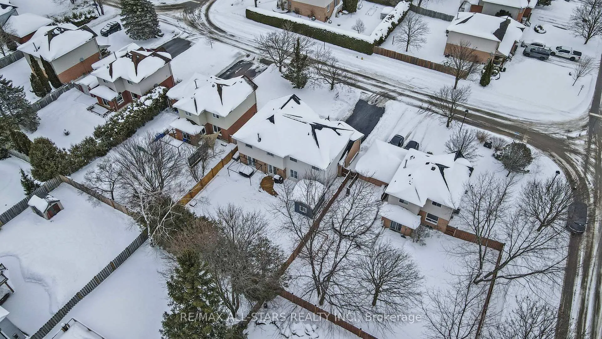 Photo 47 of 43 Mcguire Crescent, Uxbridge — HOMEH