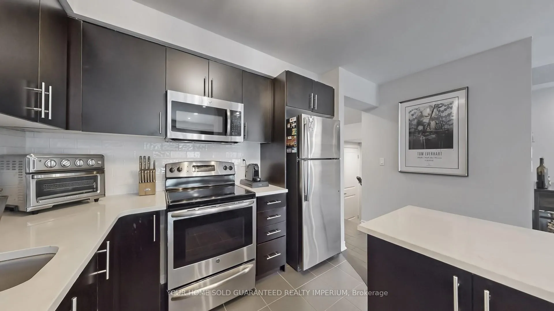 Photo 19 of 106 Underwood Drive, Whitby, Brooklin — HOMEH