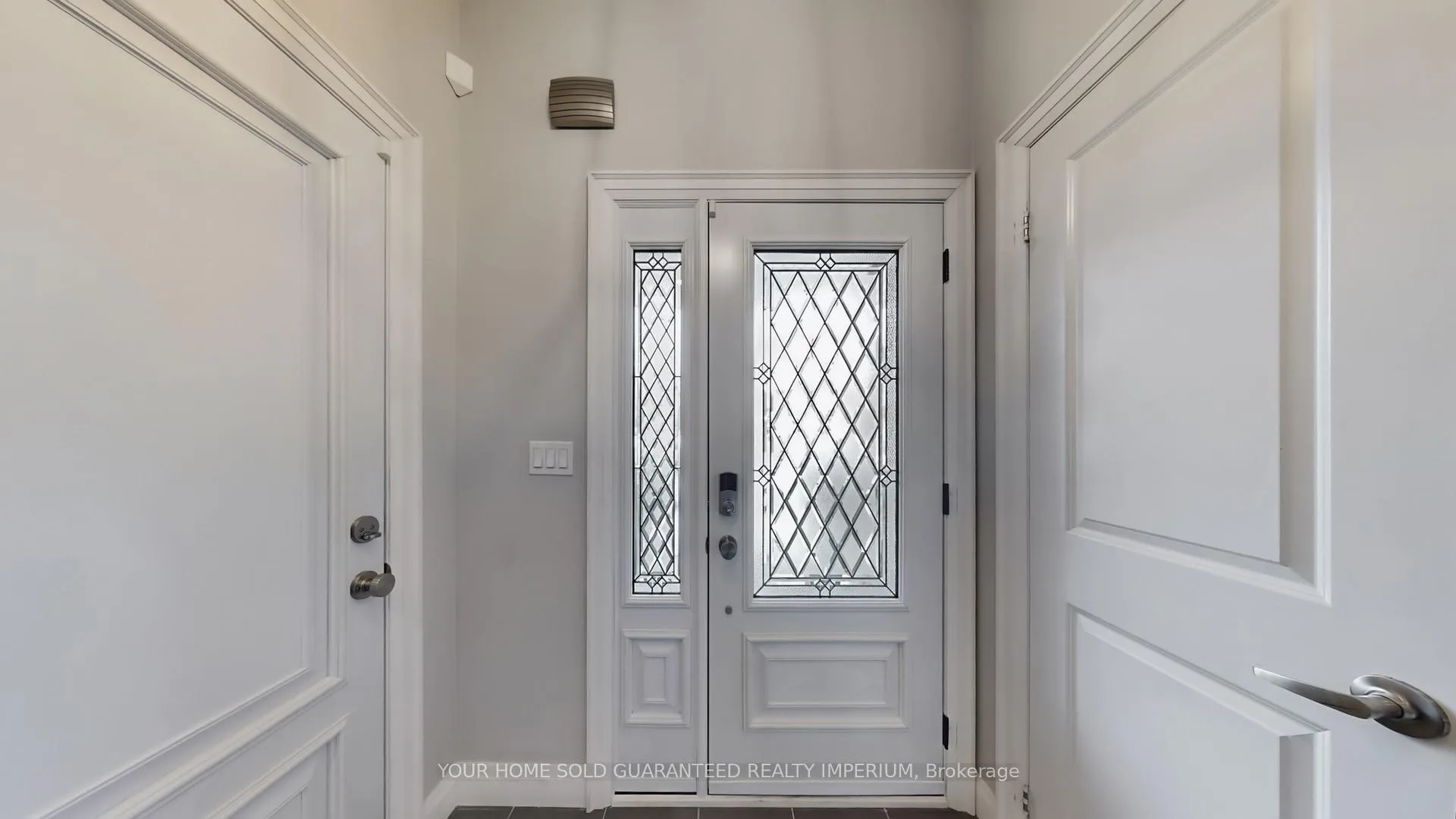 Photo 24 of 106 Underwood Drive, Whitby, Brooklin — HOMEH
