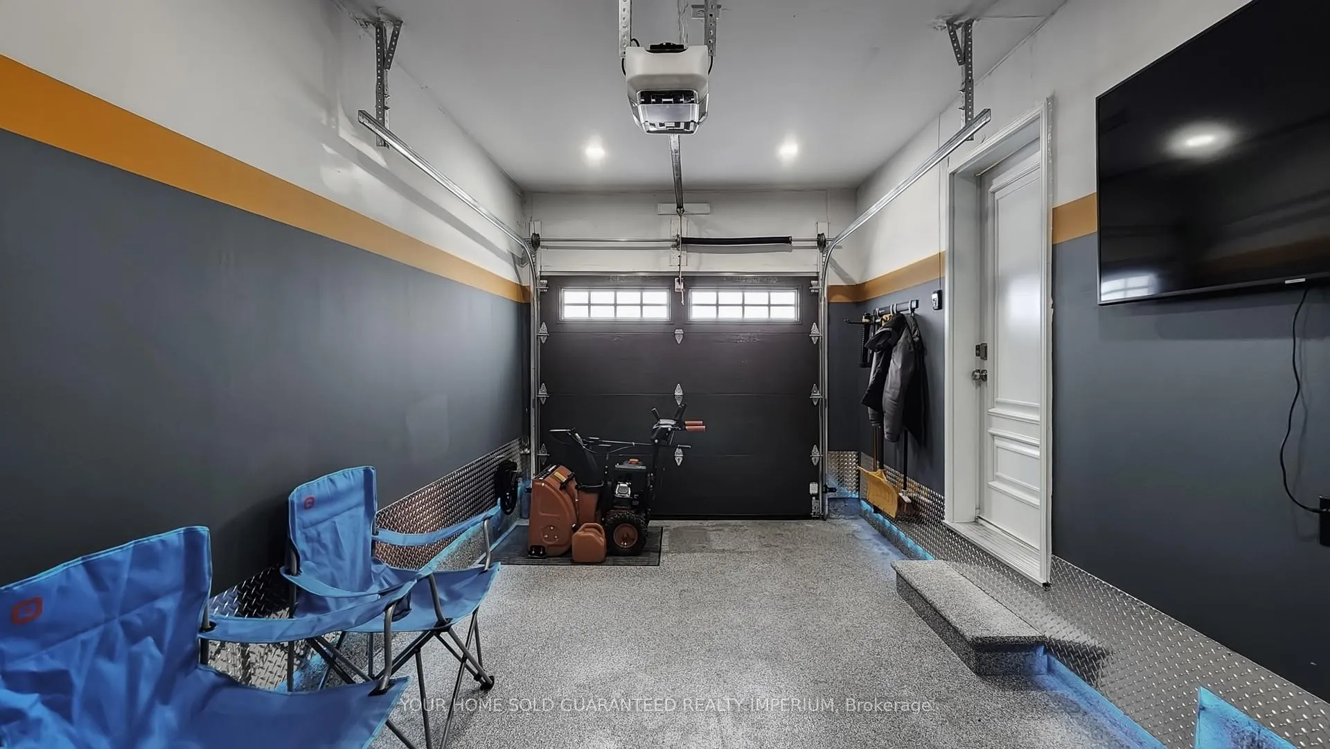 Photo 43 of 106 Underwood Drive, Whitby, Brooklin — HOMEH