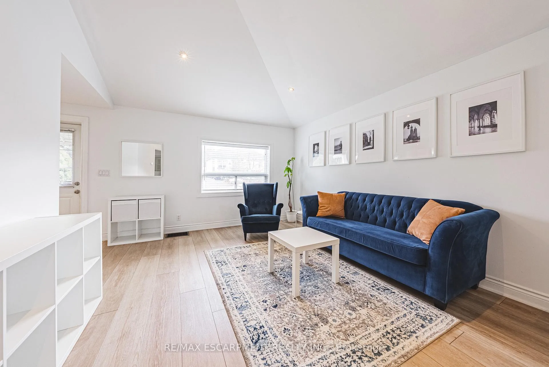 Photo 4 of 258 West 19th Street, Hamilton, Buchanan — HOMEH