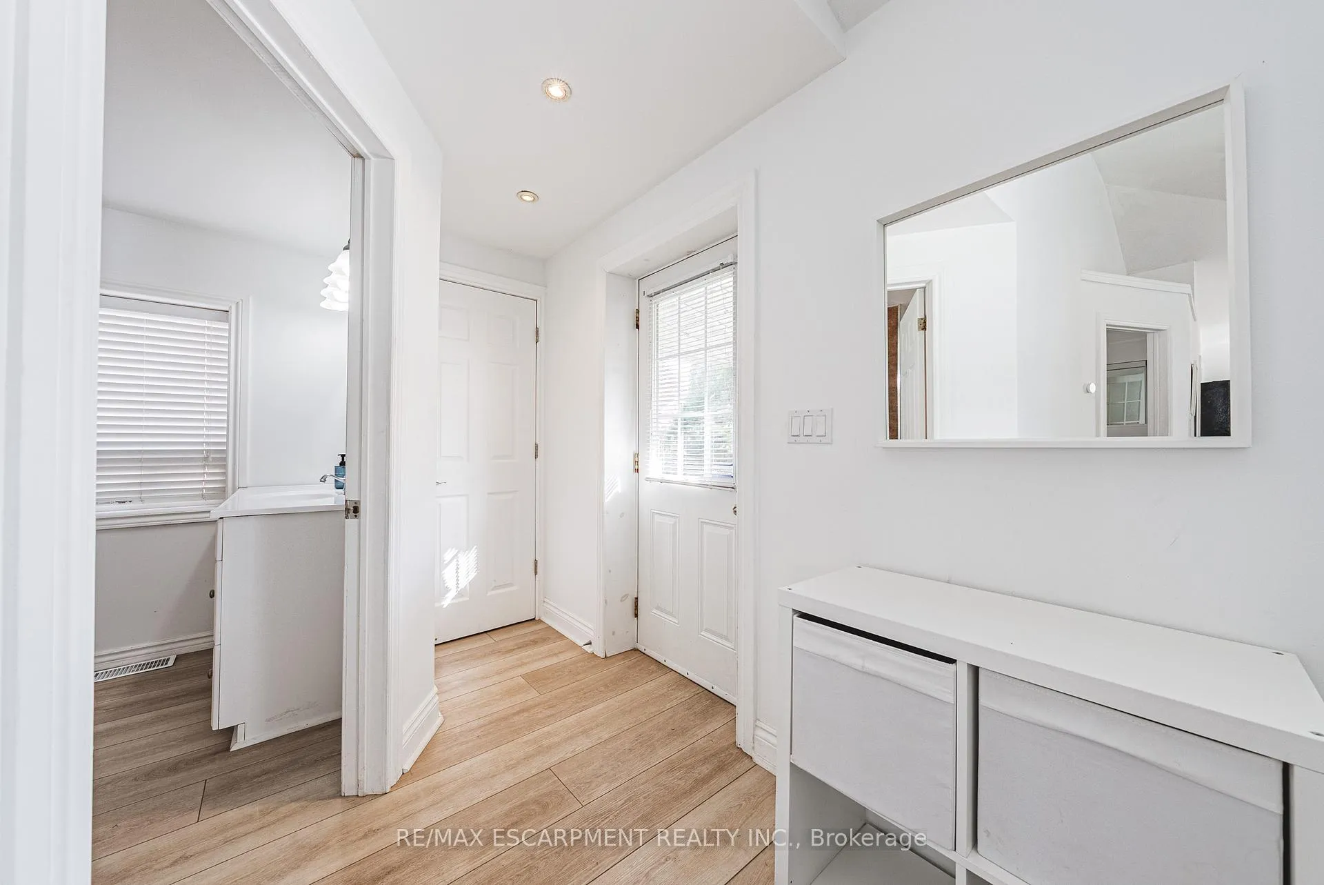 Photo 6 of 258 West 19th Street, Hamilton, Buchanan — HOMEH