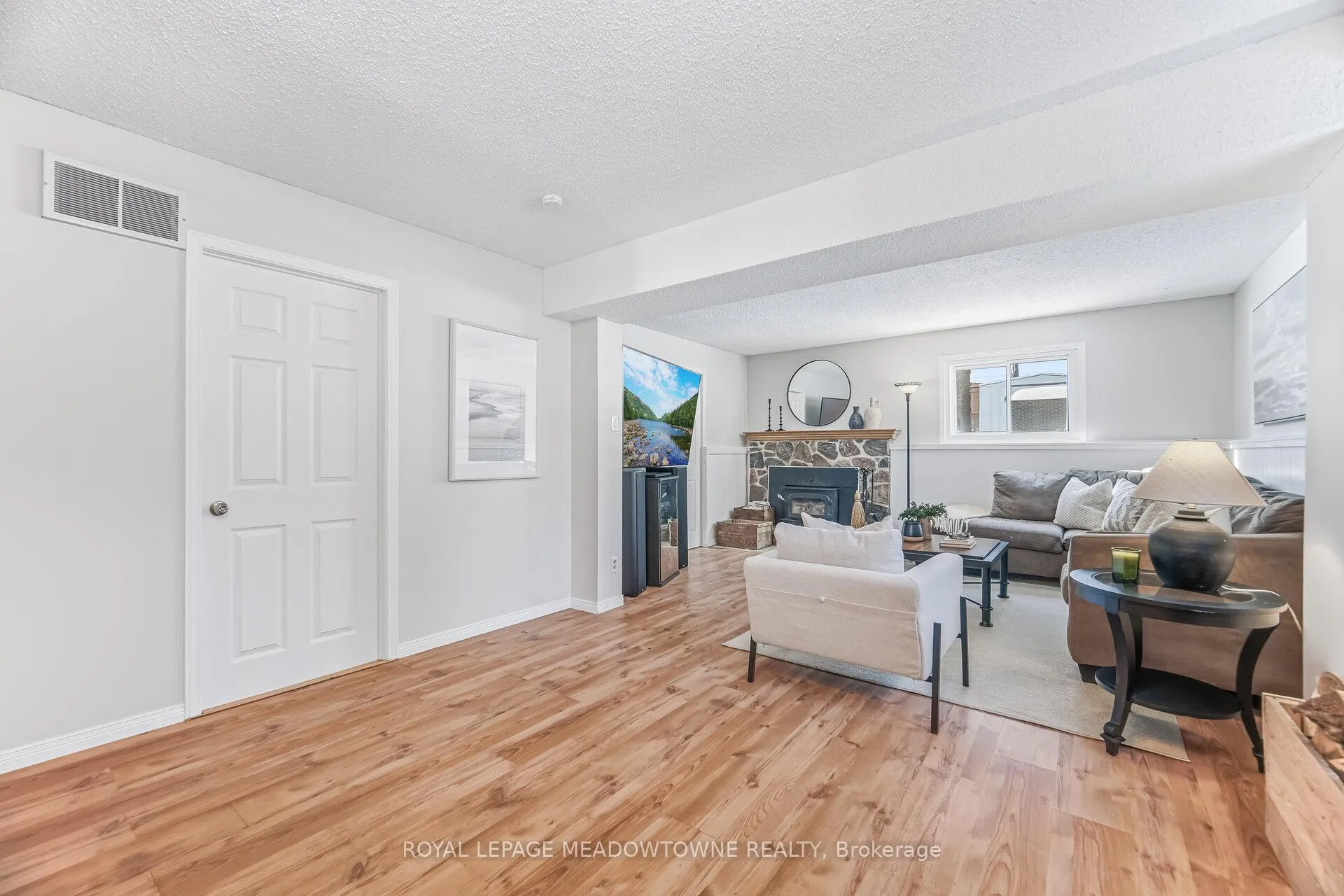 Photo 36 of 245 Queen Street, Guelph/Eramosa, Rockwood — HOMEH
