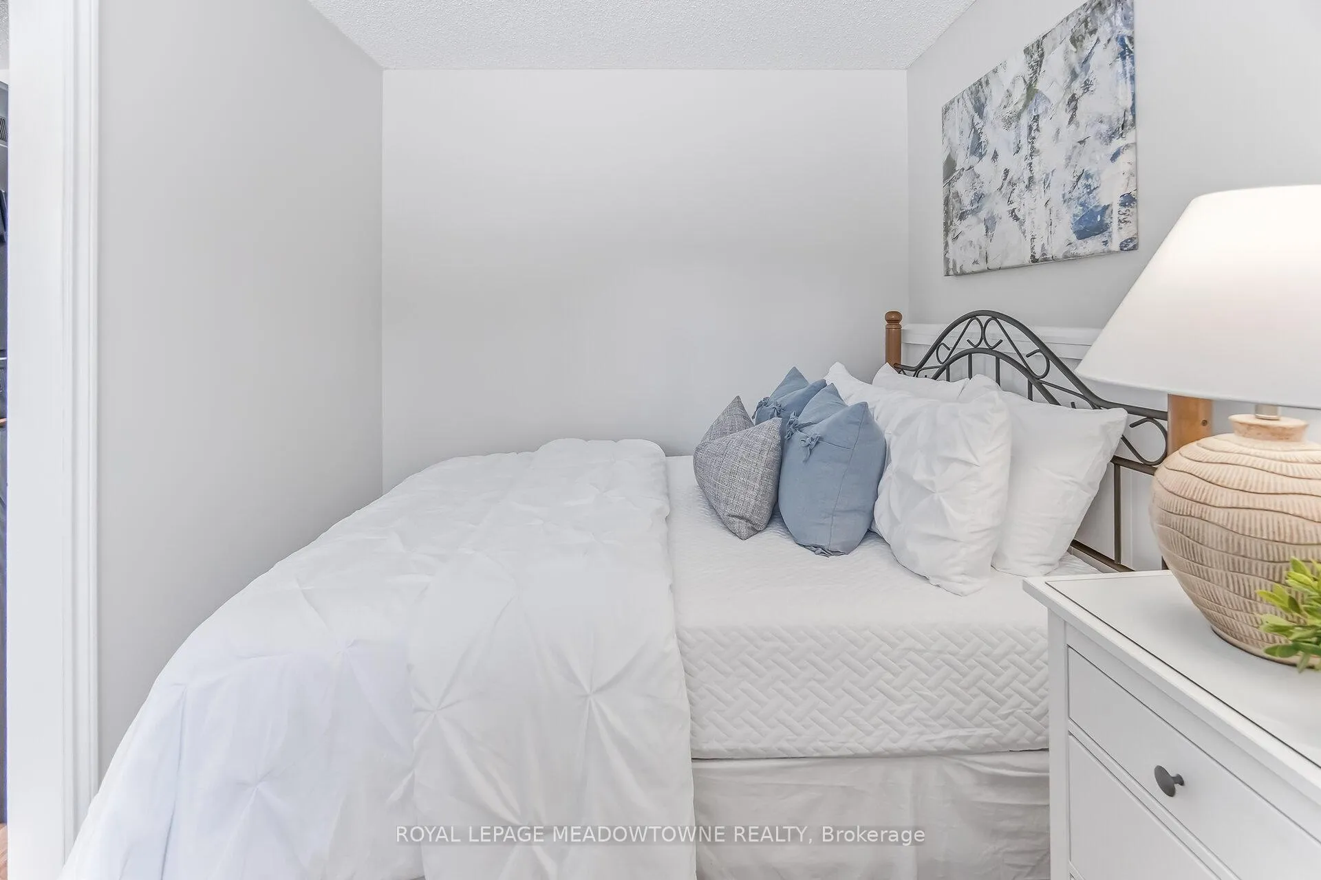Photo 40 of 245 Queen Street, Guelph/Eramosa, Rockwood — HOMEH