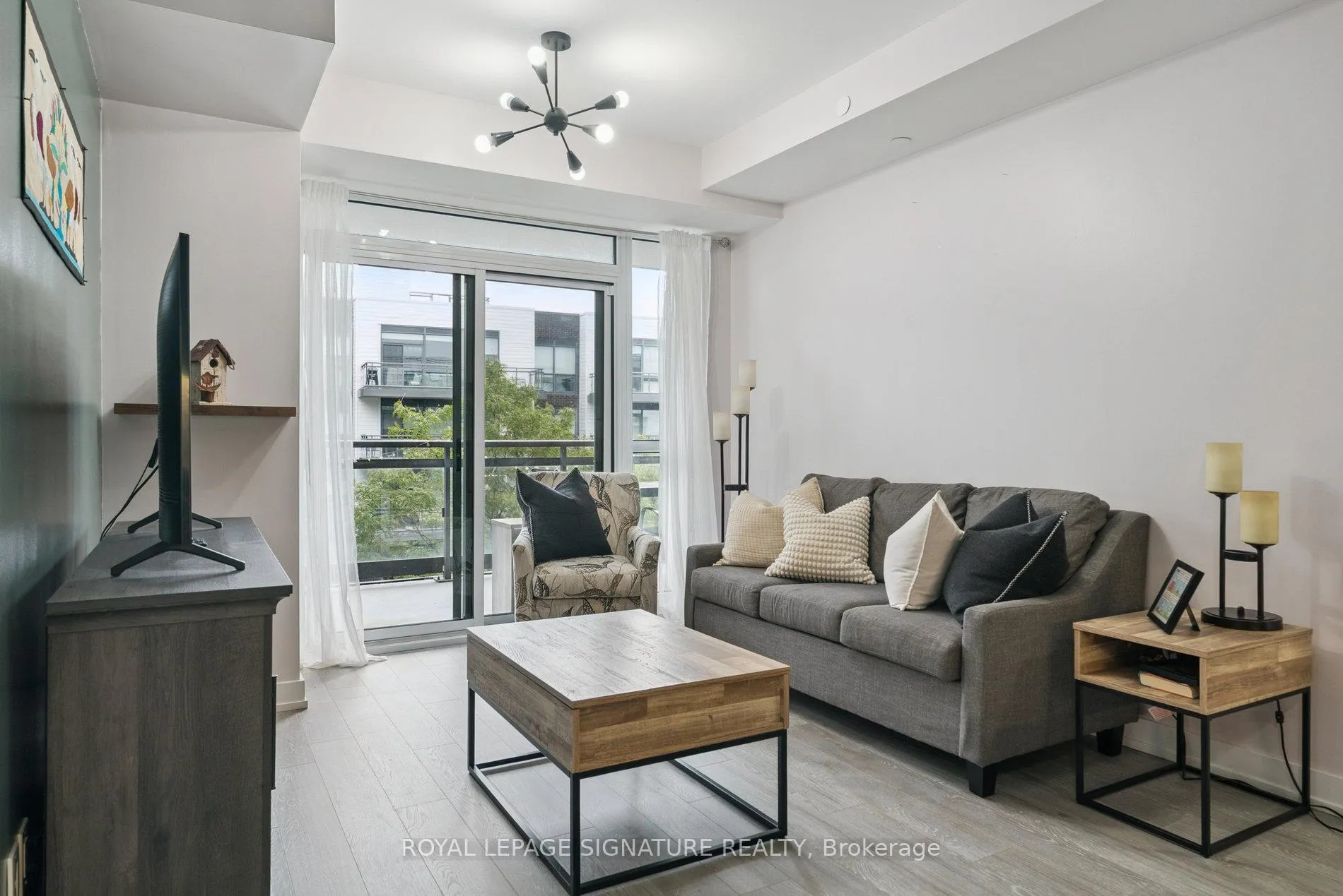 Front of Unit C305, 301 Sea Ray Avenue