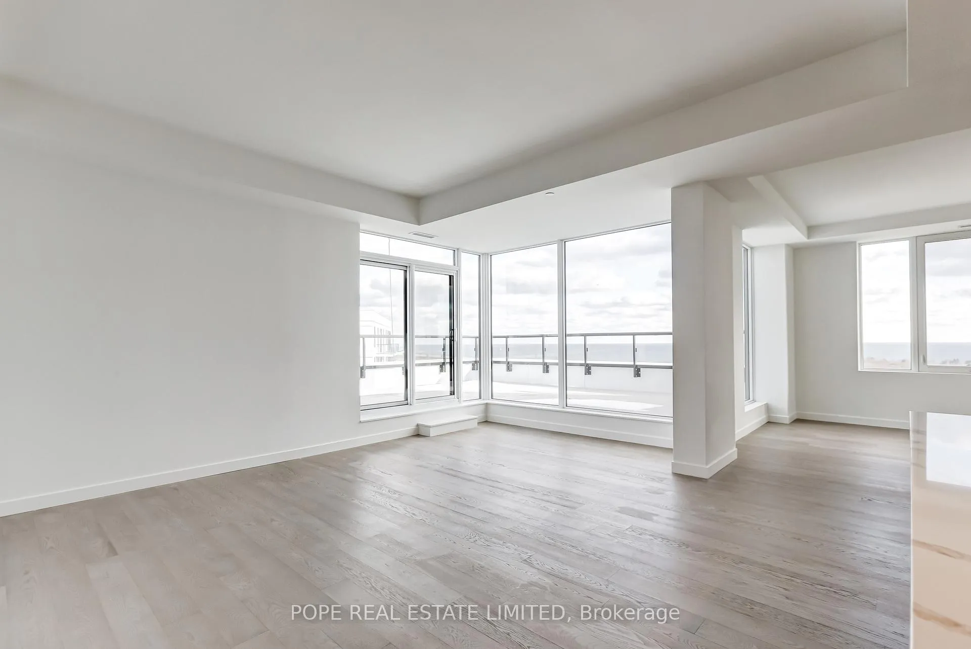 Photo 31 of Unit 1601, 1050 Eastern Avenue, Toronto, Greenwood-Coxwell — HOMEH