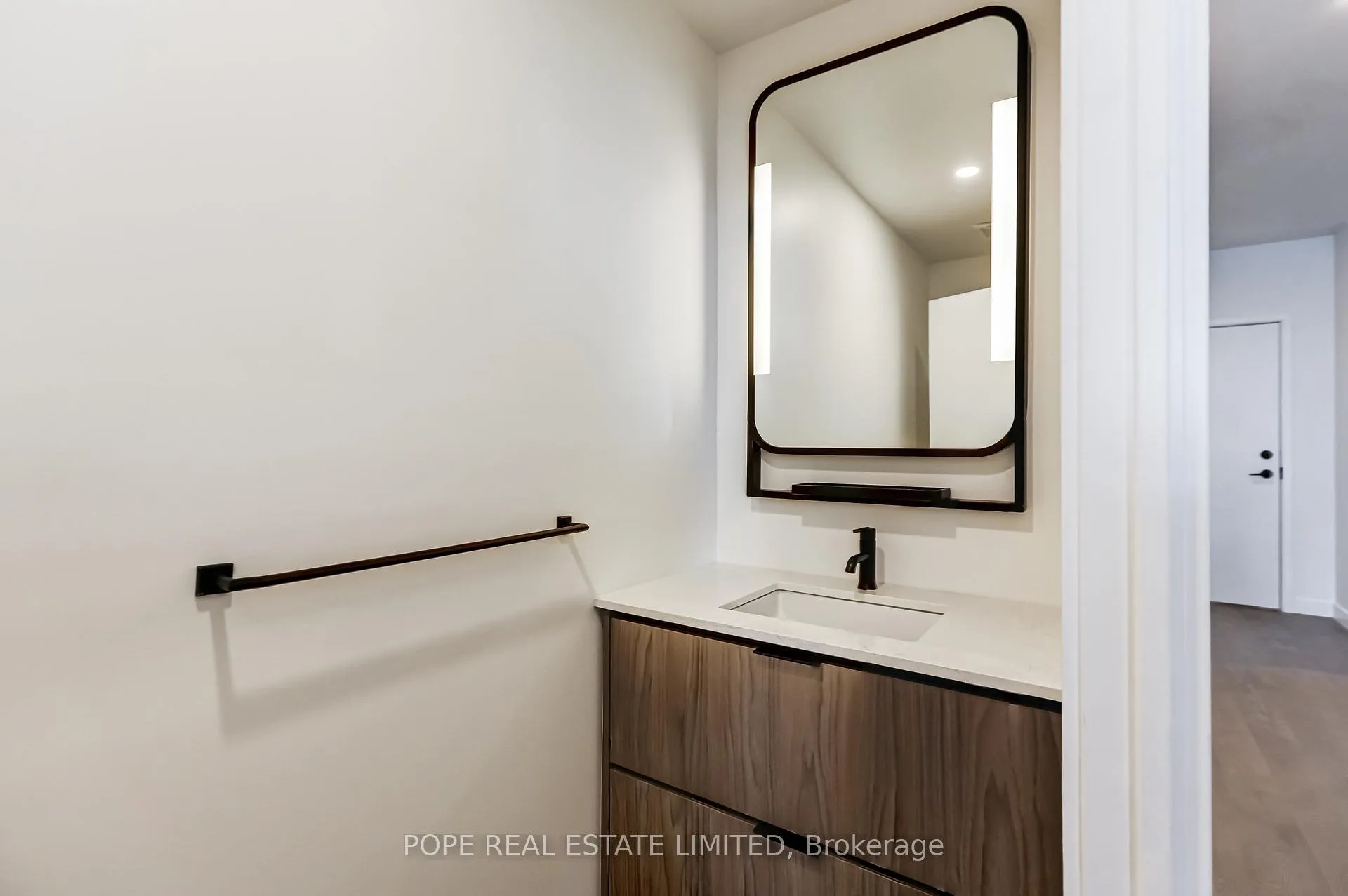 Photo 32 of Unit 1601, 1050 Eastern Avenue, Toronto, Greenwood-Coxwell — HOMEH