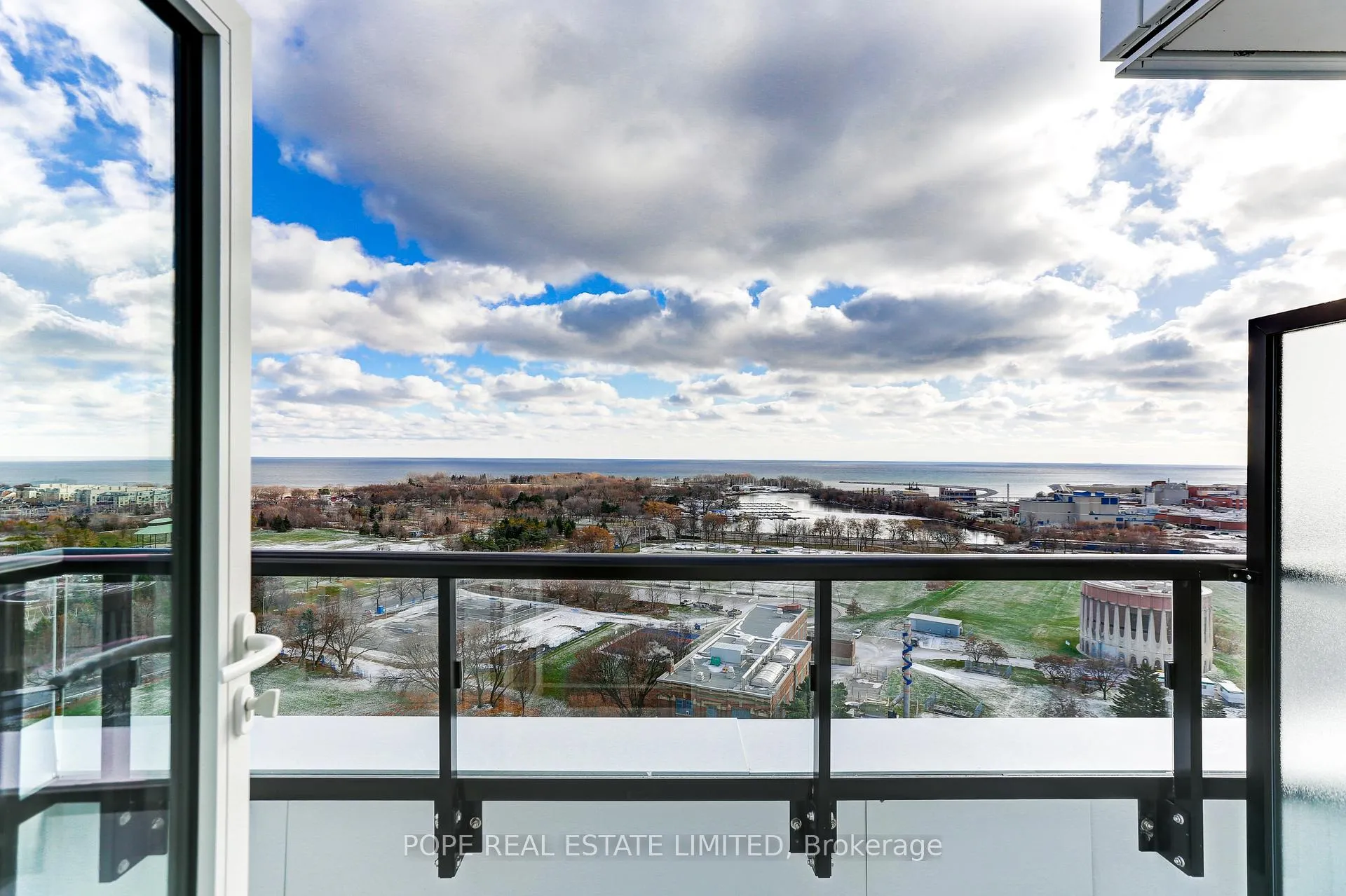 Photo 44 of Unit 1601, 1050 Eastern Avenue, Toronto, Greenwood-Coxwell — HOMEH