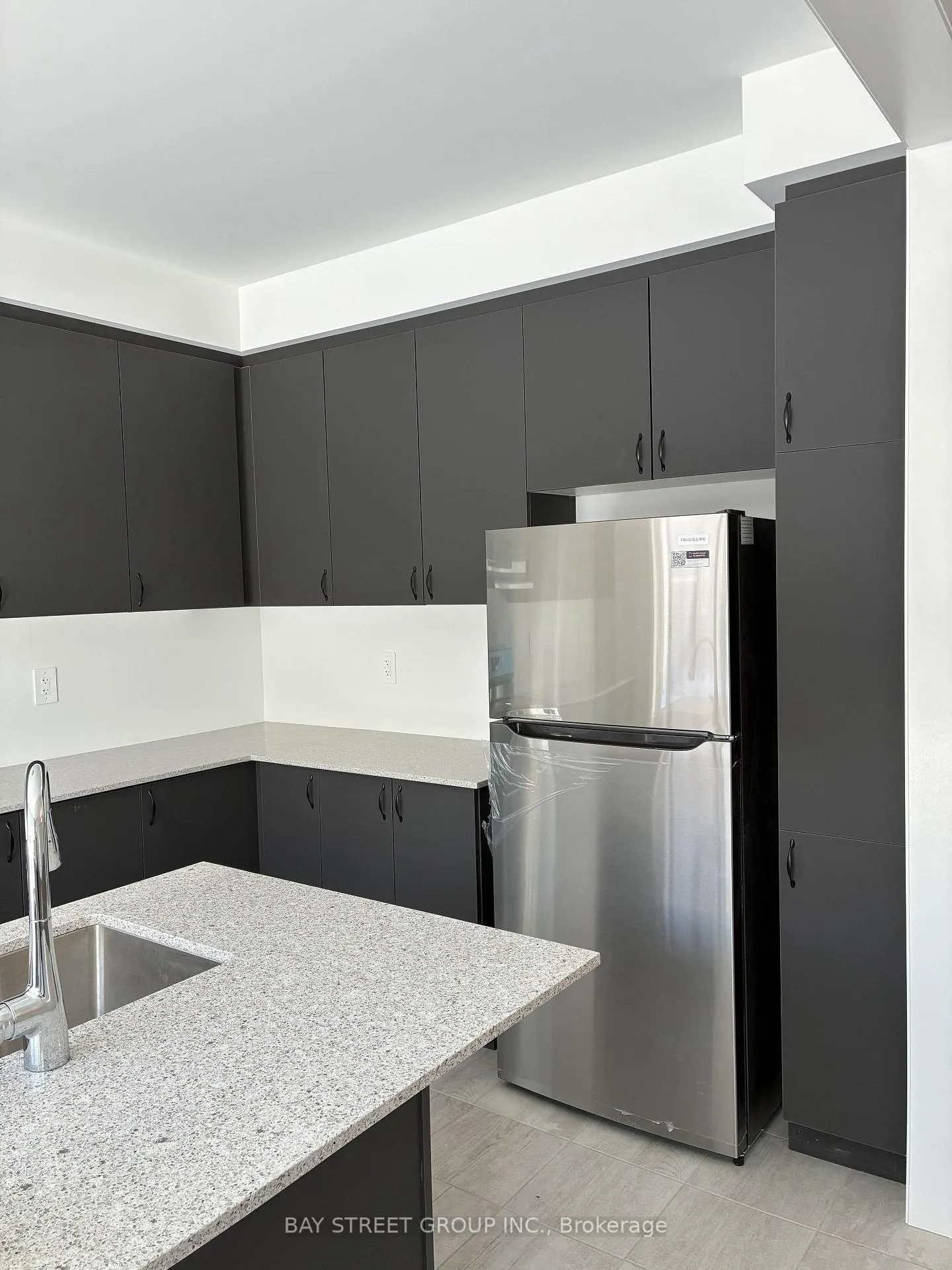 Photo 12 of 9 Moss Drive E, Markham, Rural Markham — HOMEH
