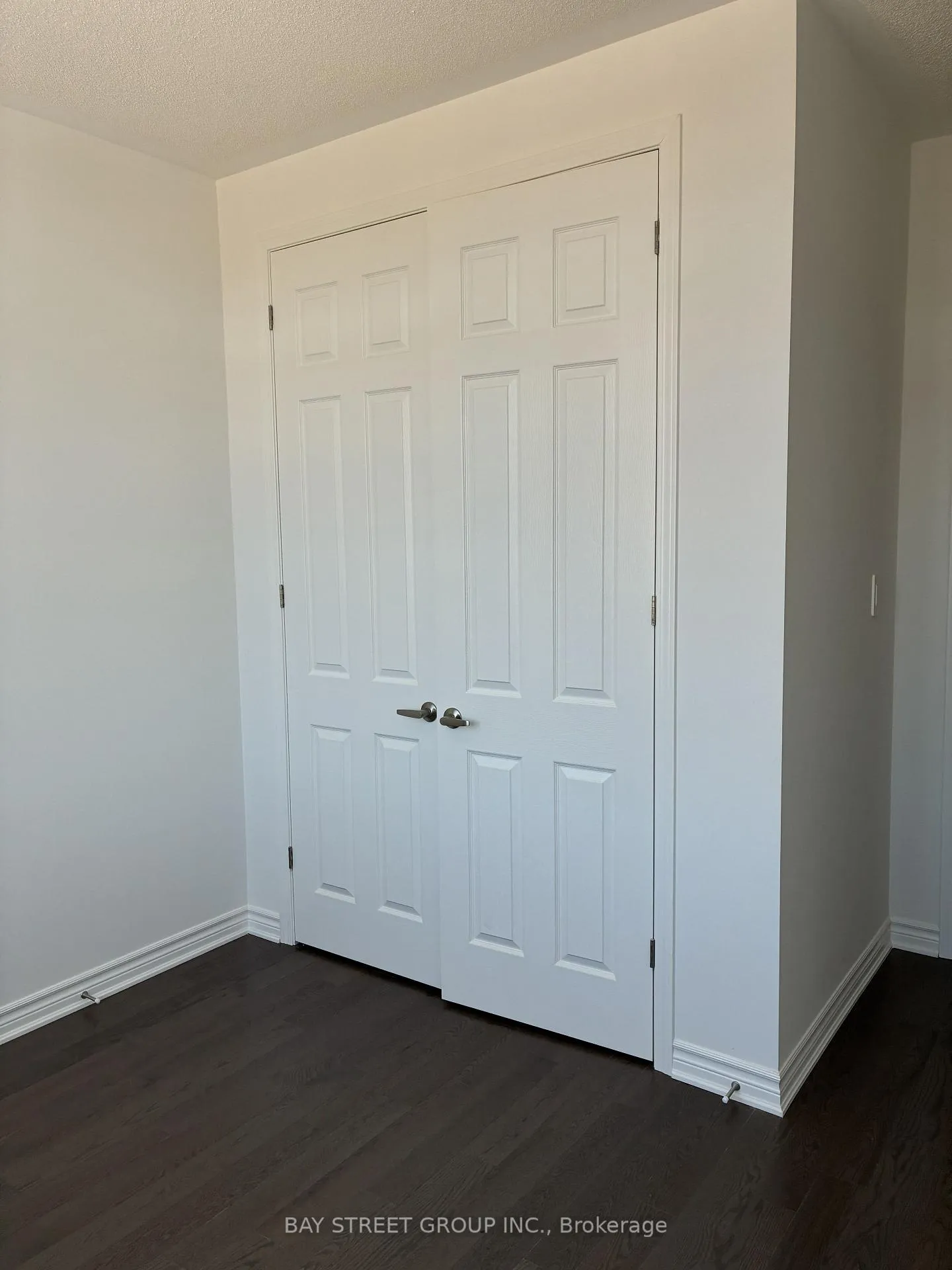 Photo 36 of 9 Moss Drive E, Markham, Rural Markham — HOMEH
