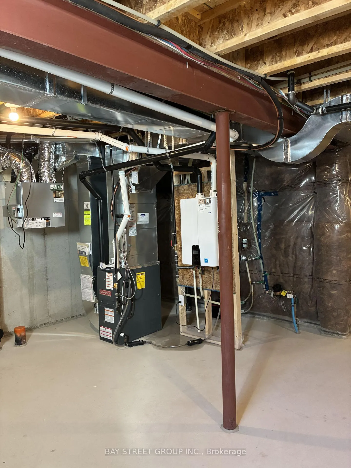 Photo 48 of 9 Moss Drive E, Markham, Rural Markham — HOMEH