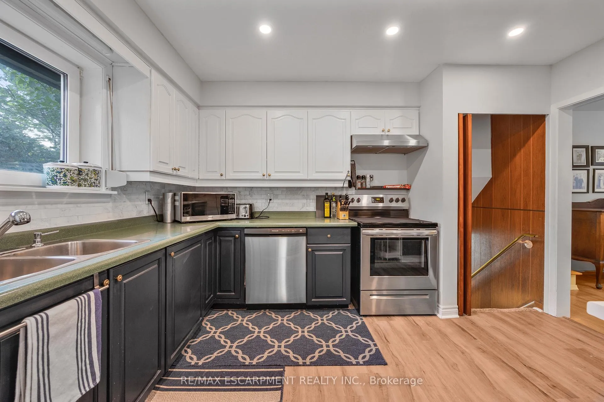 Photo 12 of 172 Old Ancaster Road, Hamilton, Dundas — HOMEH