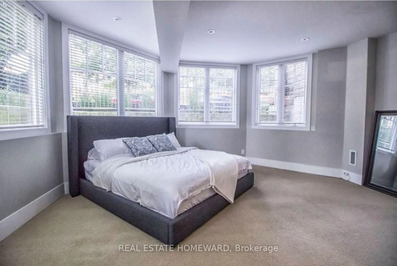 Photo 9 of 111A Bernard Avenue, Toronto, The Annex — HOMEH