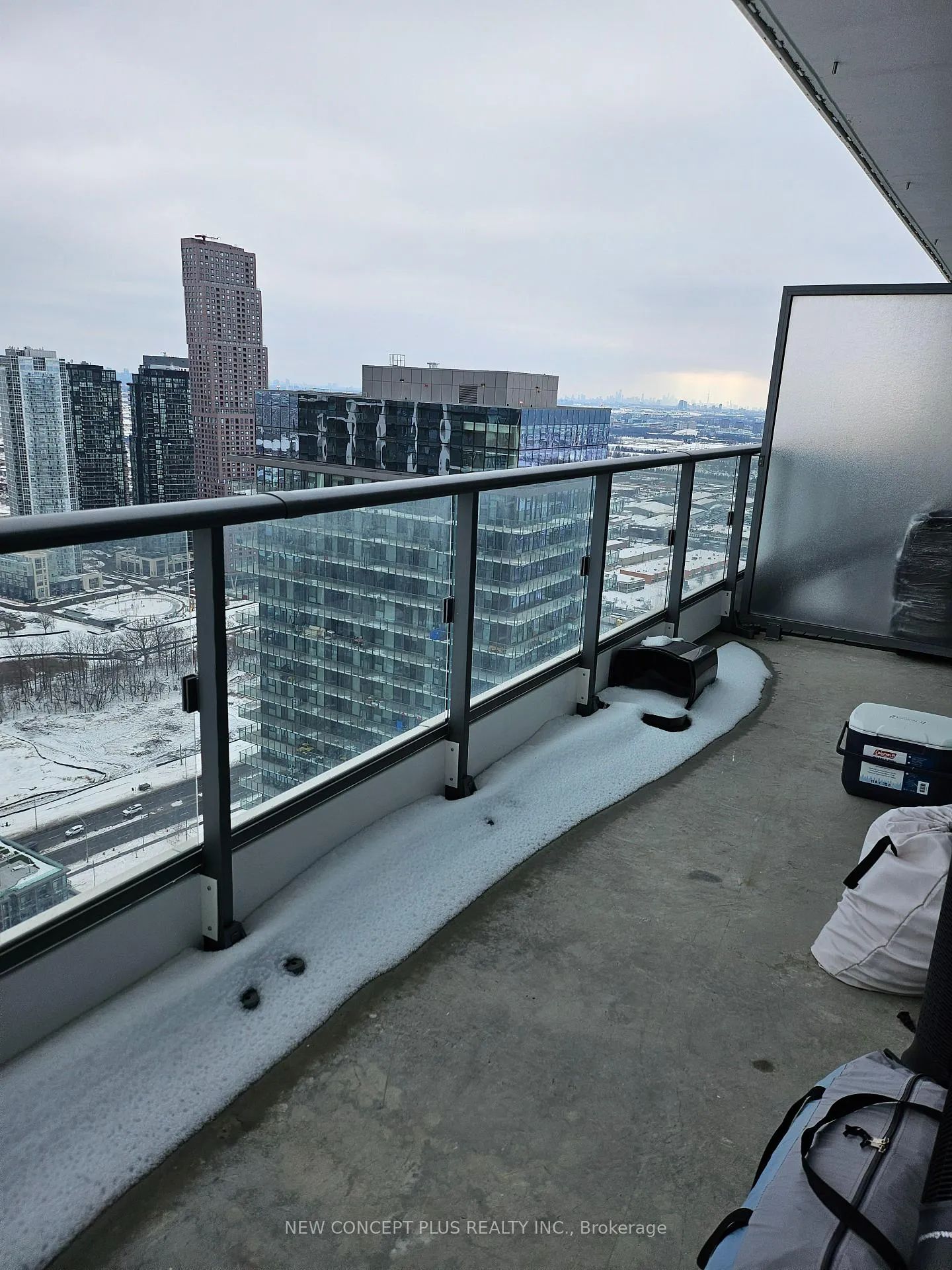 Photo 6 of Unit 4502, 950 Portage Parkway, Vaughan, Vaughan Corporate Centre — HOMEH