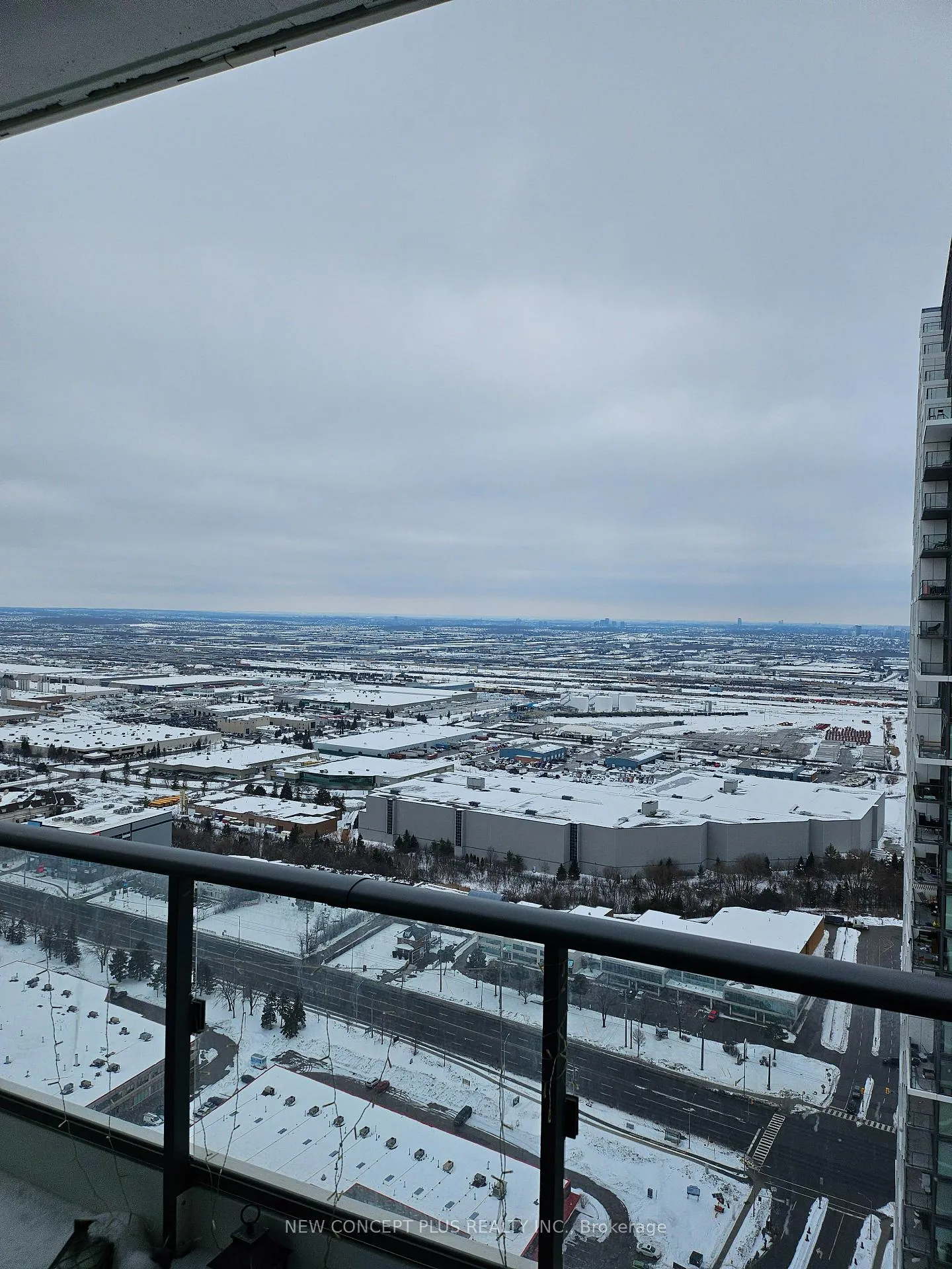Photo 9 of Unit 4502, 950 Portage Parkway, Vaughan, Vaughan Corporate Centre — HOMEH
