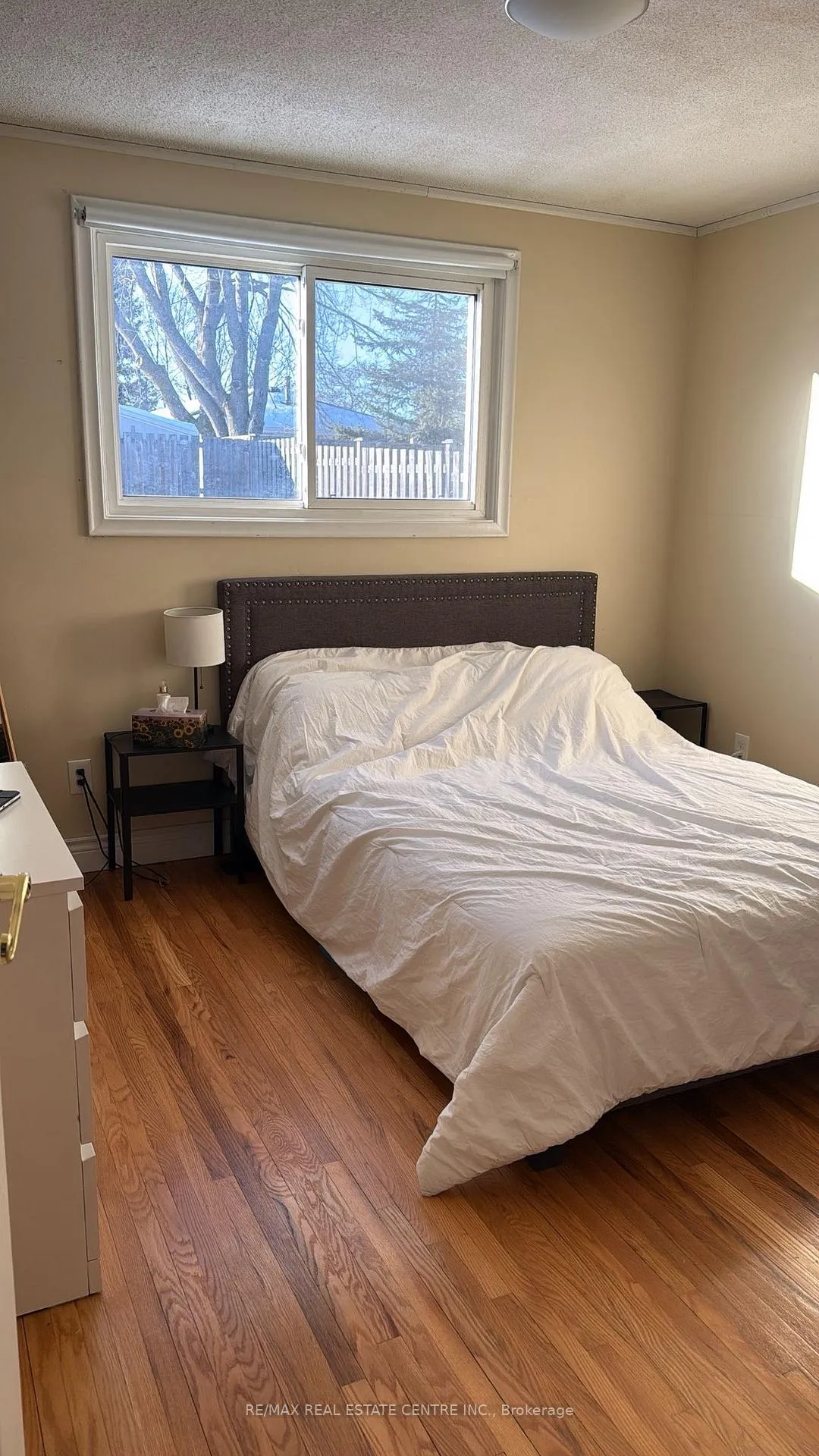 Photo 4 of 55 Yorkdale Drive, Hamilton, Stoney Creek Mountain — HOMEH