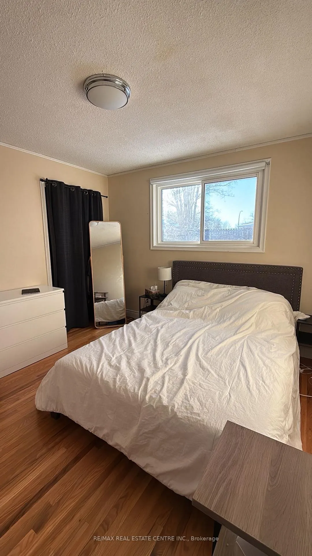 Photo 11 of 55 Yorkdale Drive, Hamilton, Stoney Creek Mountain — HOMEH