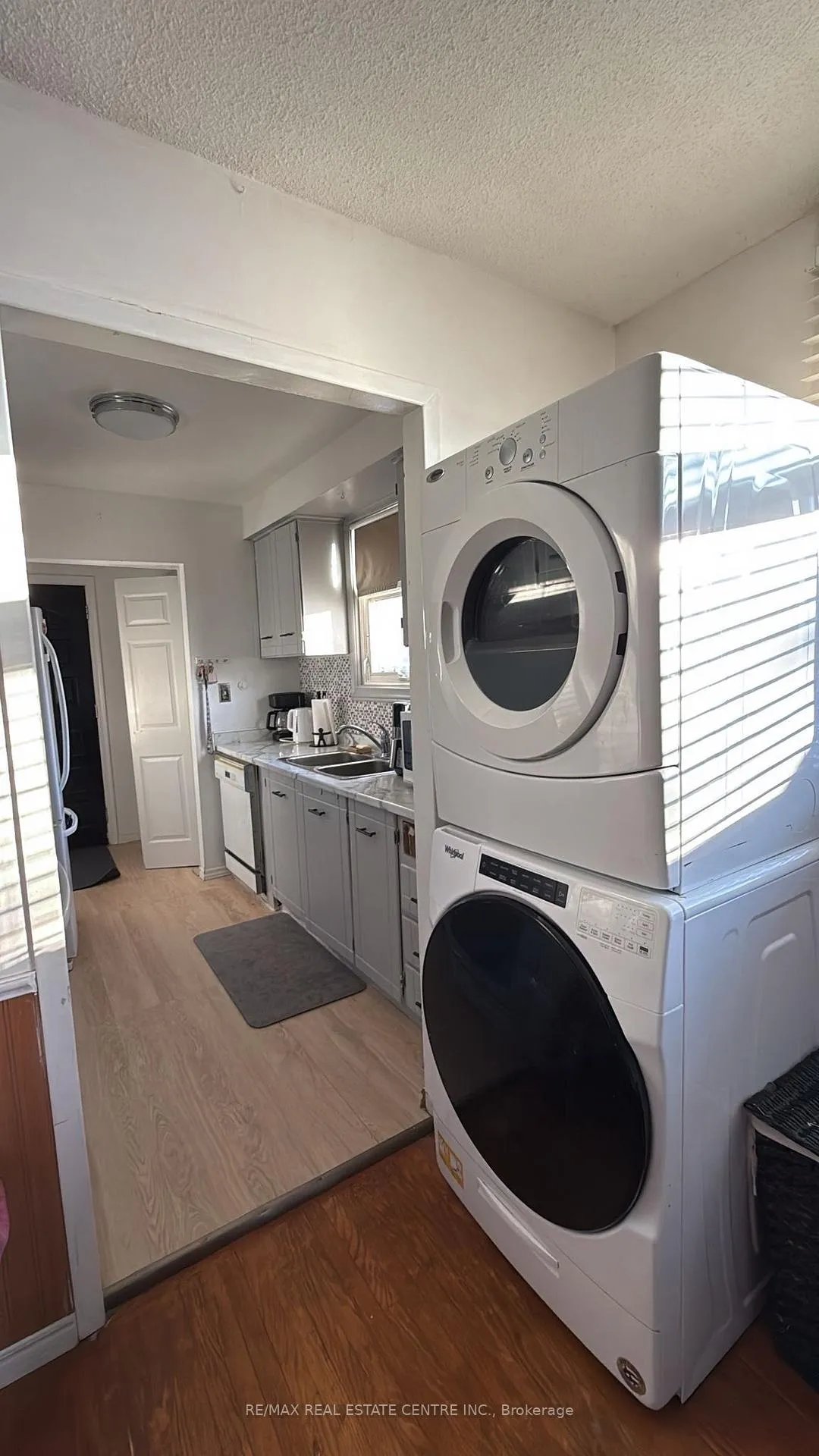 Photo 14 of 55 Yorkdale Drive, Hamilton, Stoney Creek Mountain — HOMEH