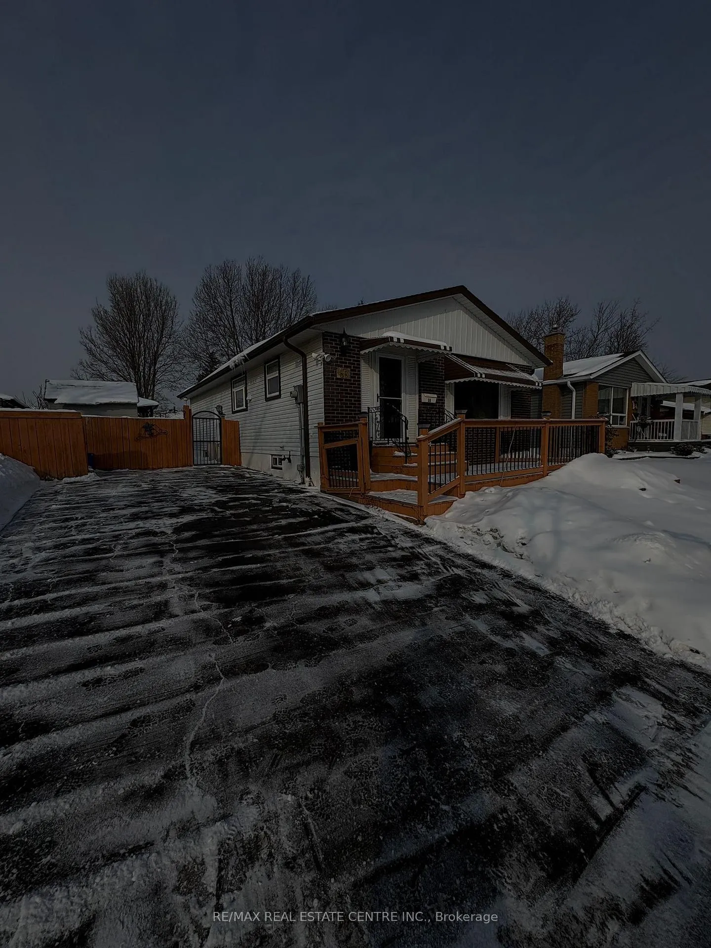 Photo 15 of 55 Yorkdale Drive, Hamilton, Stoney Creek Mountain — HOMEH
