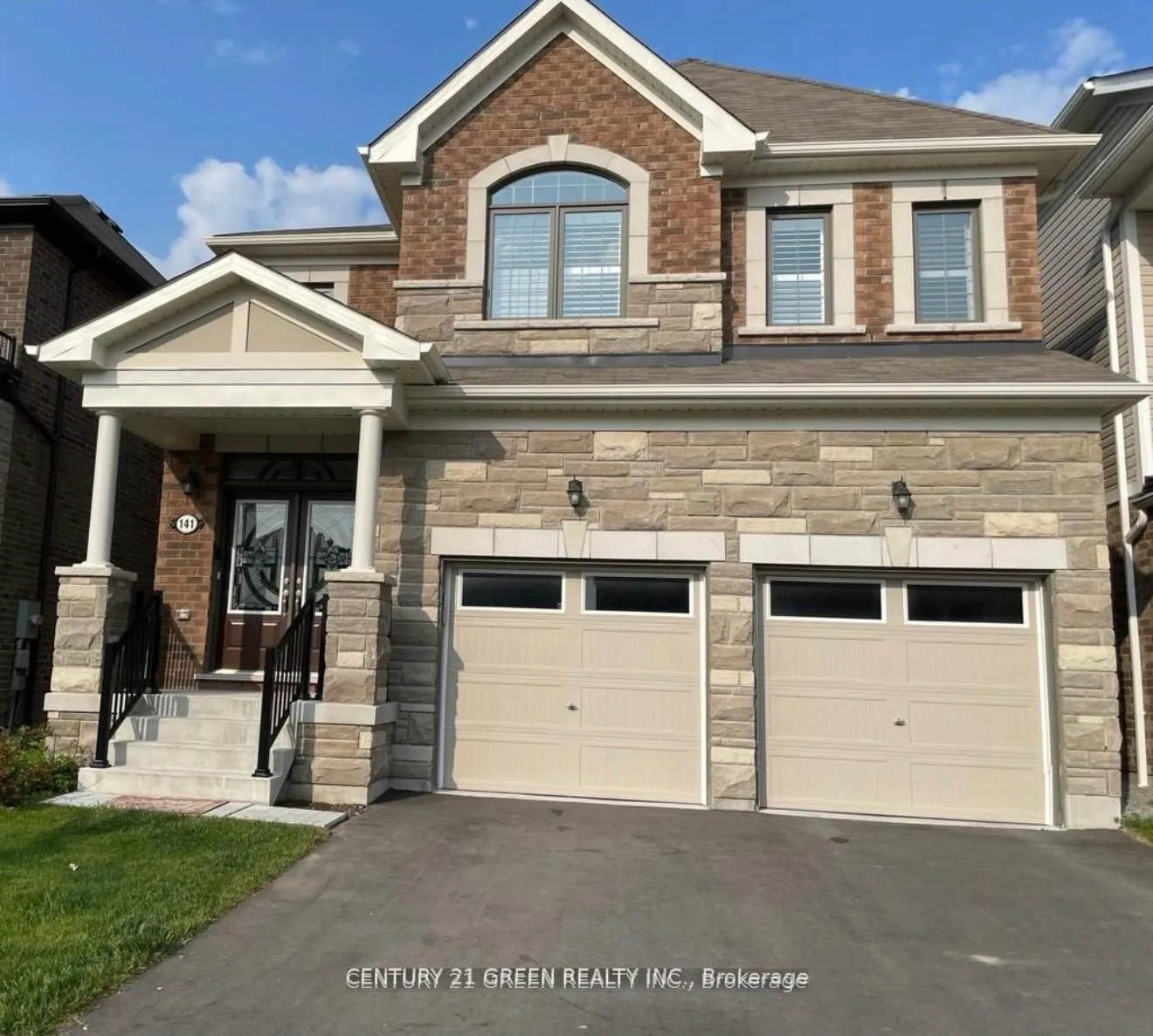 Photo 1 of 141 Barkerville Drive E, Whitby, Rural Whitby — HOMEH