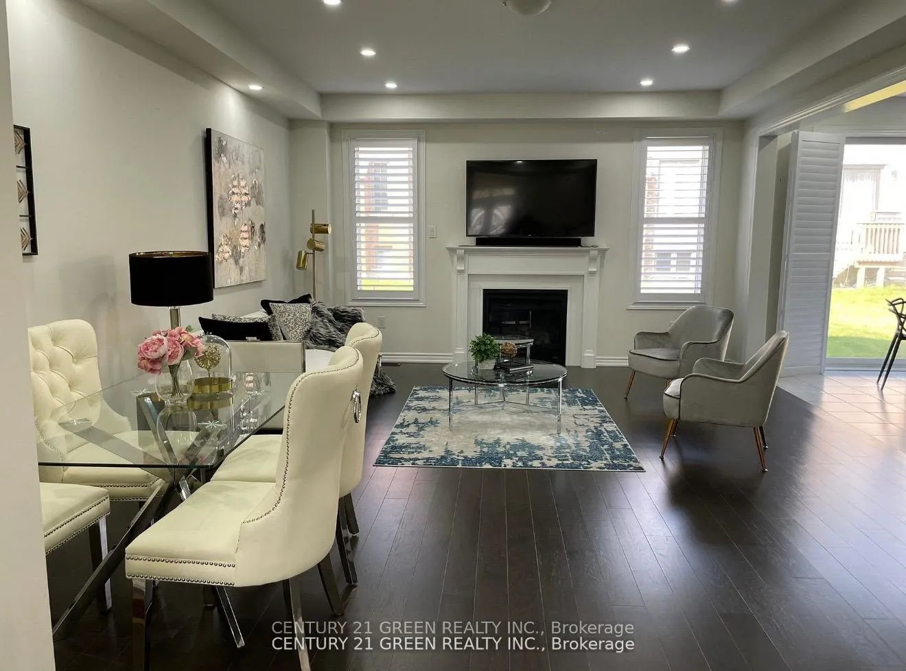 Photo 4 of 141 Barkerville Drive E, Whitby, Rural Whitby — HOMEH