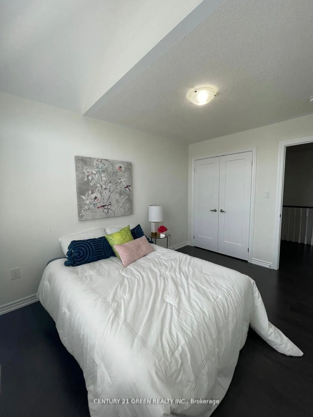 Photo 11 of 141 Barkerville Drive E, Whitby, Rural Whitby — HOMEH