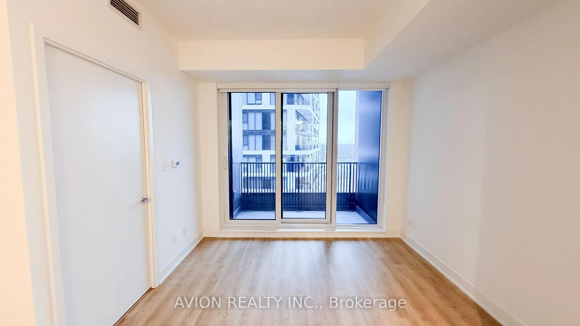 Photo 7 of Unit 1903, 38 Andre De Grasse Street, Markham, Unionville — HOMEH