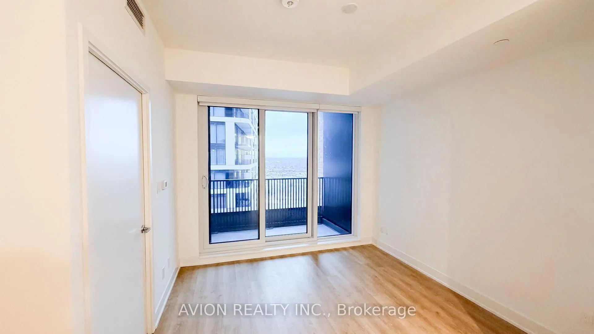 Photo 8 of Unit 1903, 38 Andre De Grasse Street, Markham, Unionville — HOMEH