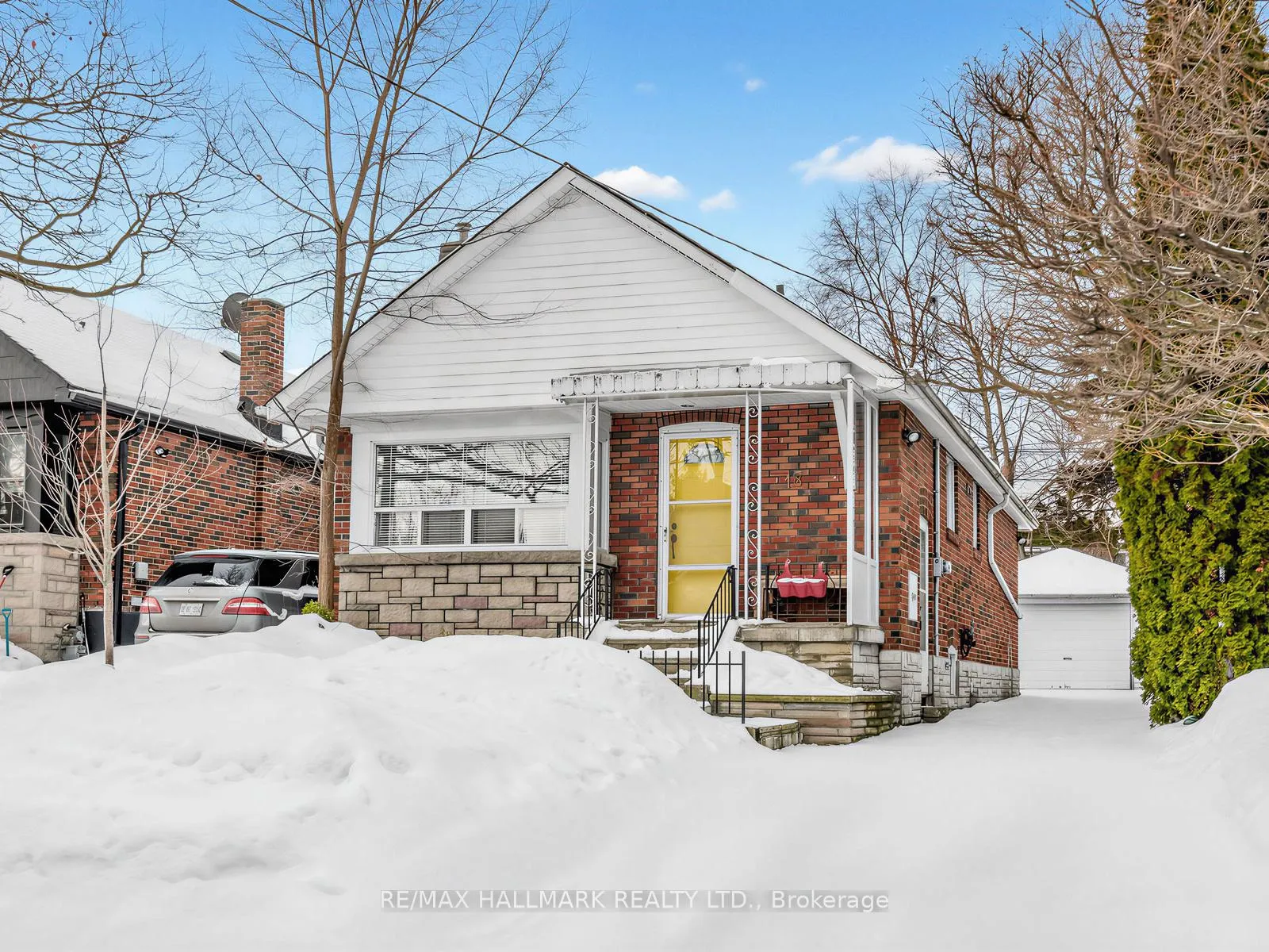 Front of 18 Roblin Avenue