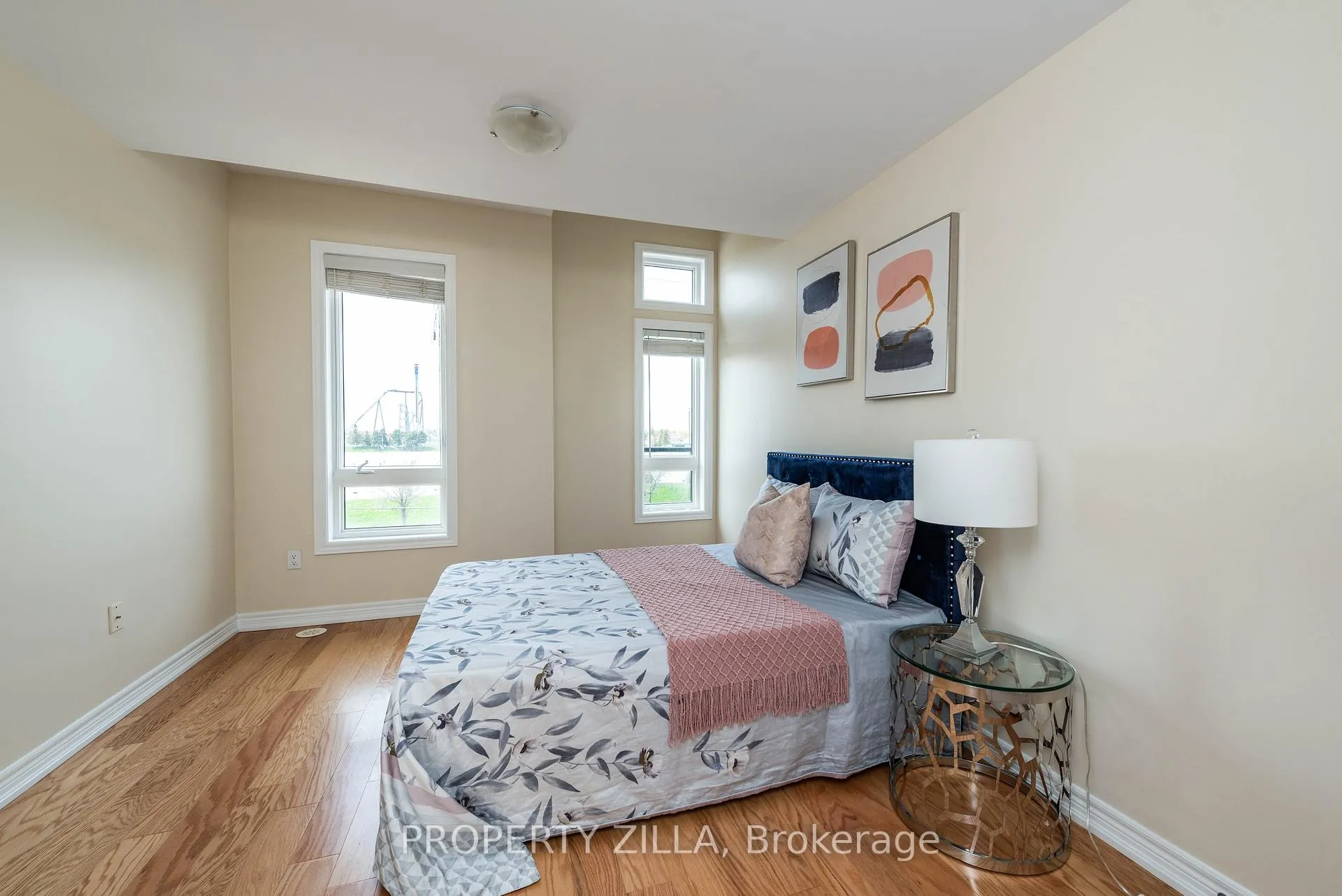 Photo 20 of Unit 2, 9621 Jane Street, Vaughan, Maple — HOMEH