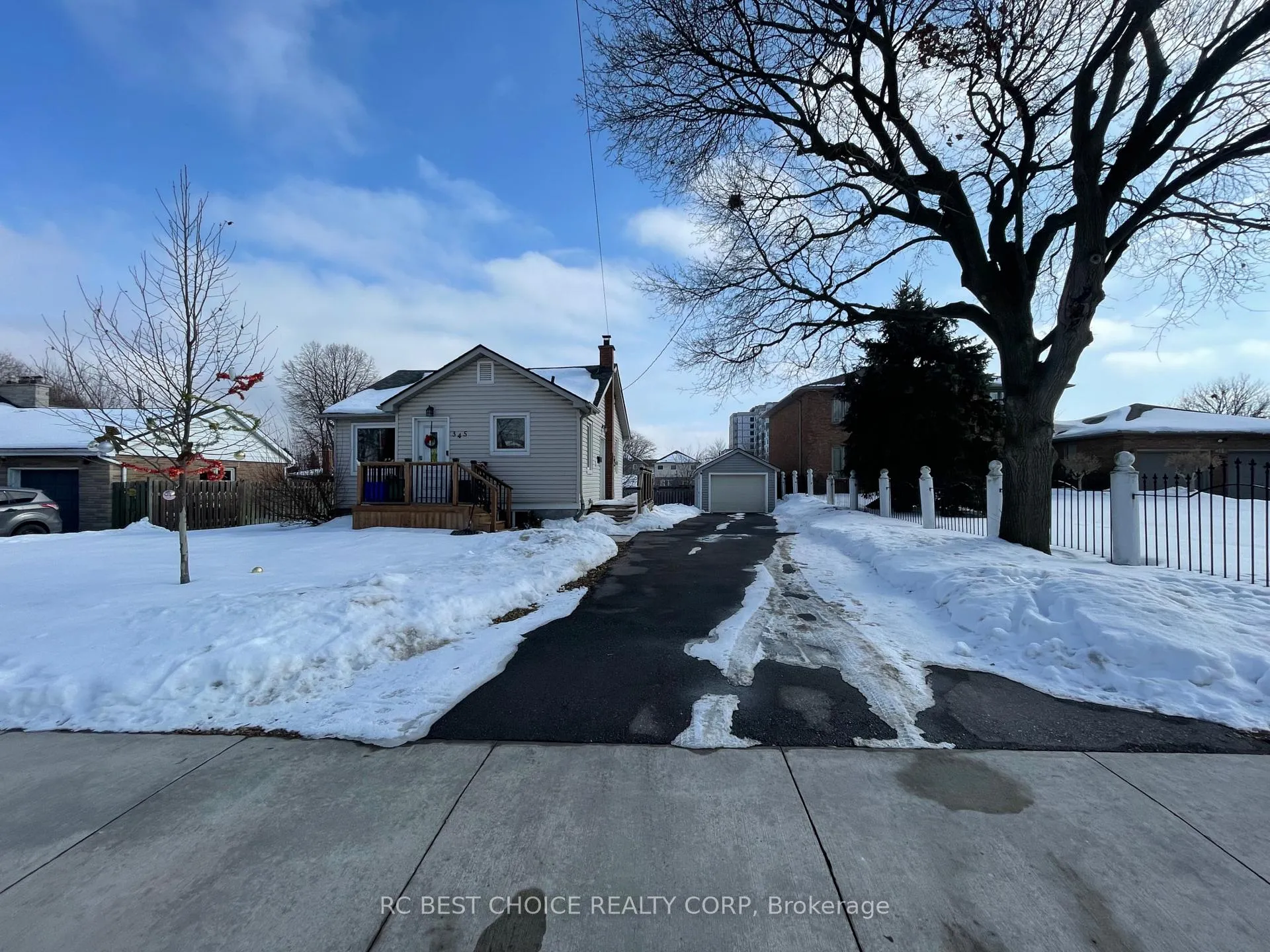Photo 1 of Unit Lower (Basement), 345 Hawkridge Avenue, Hamilton, Yeoville — HOMEH