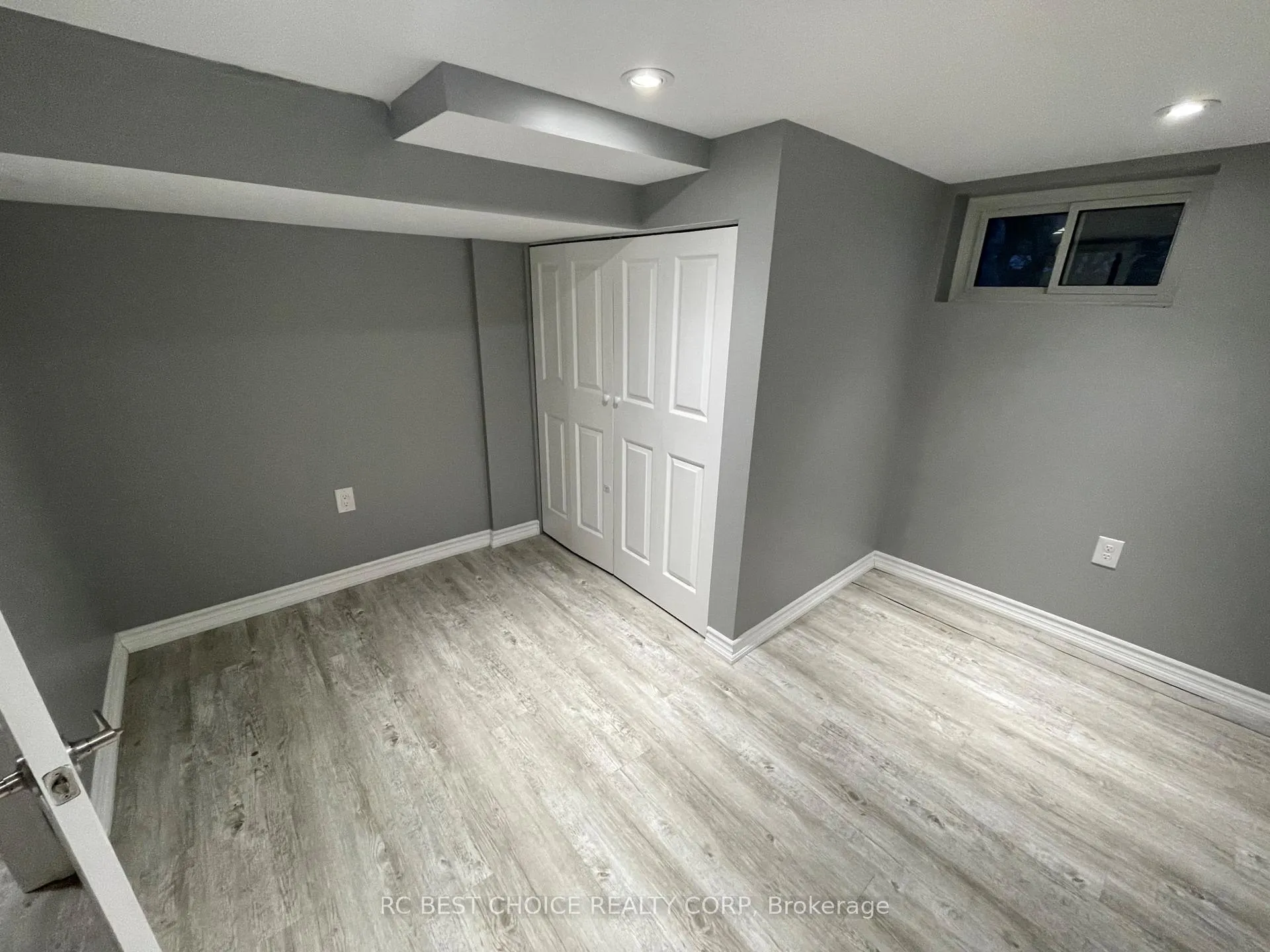 Photo 8 of Unit Lower (Basement), 345 Hawkridge Avenue, Hamilton, Yeoville — HOMEH