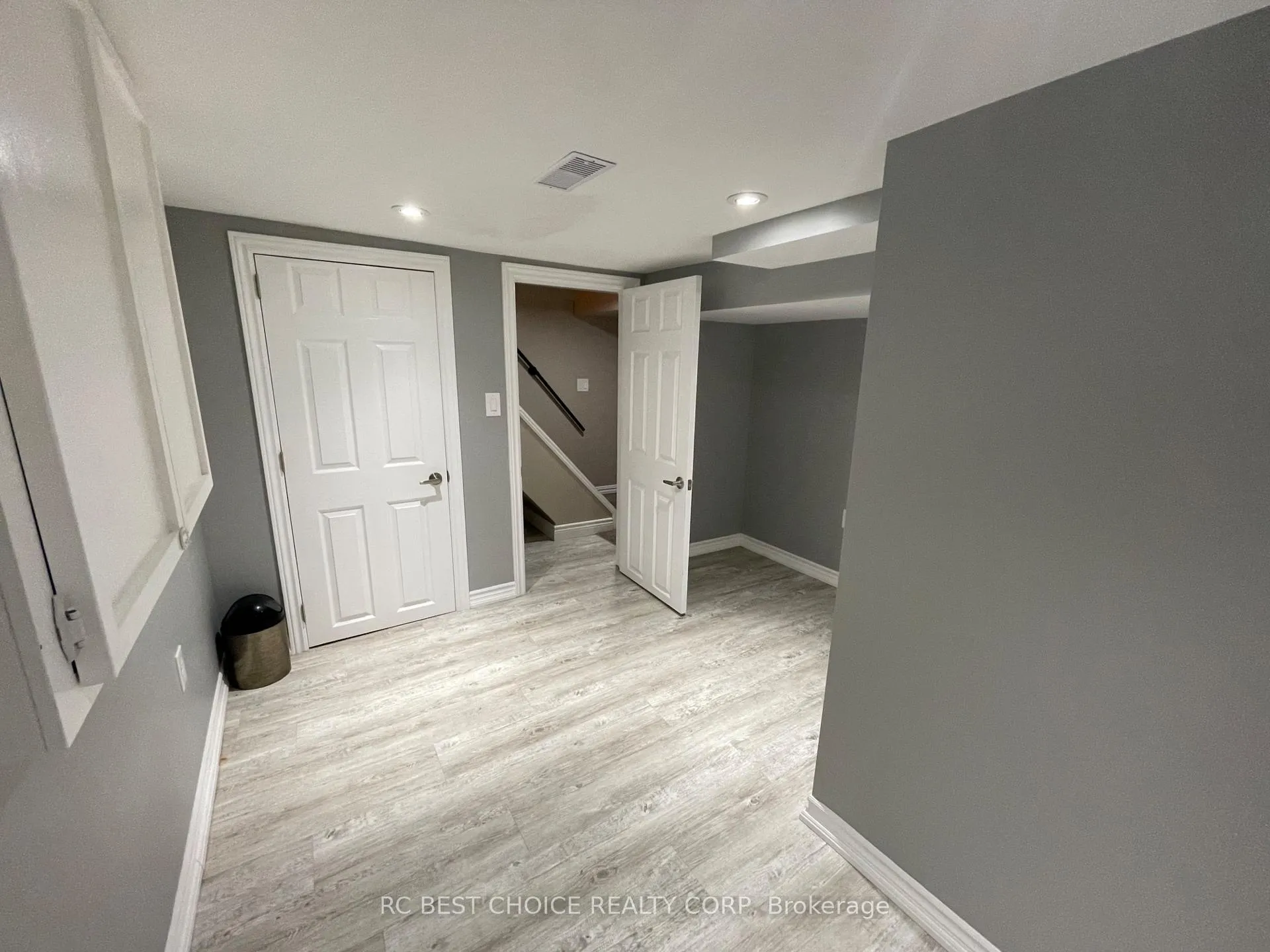 Photo 9 of Unit Lower (Basement), 345 Hawkridge Avenue, Hamilton, Yeoville — HOMEH