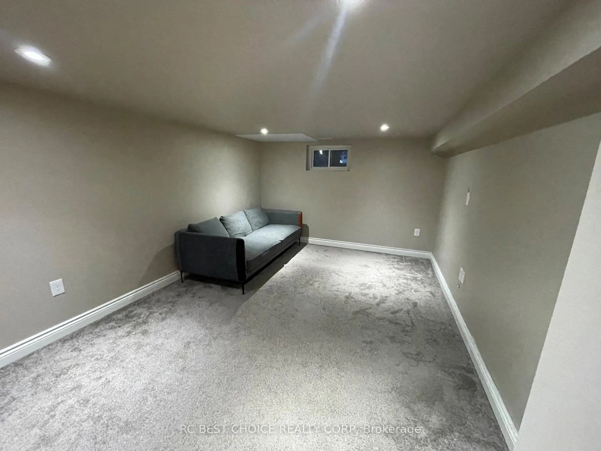 Photo 12 of Unit Lower (Basement), 345 Hawkridge Avenue, Hamilton, Yeoville — HOMEH