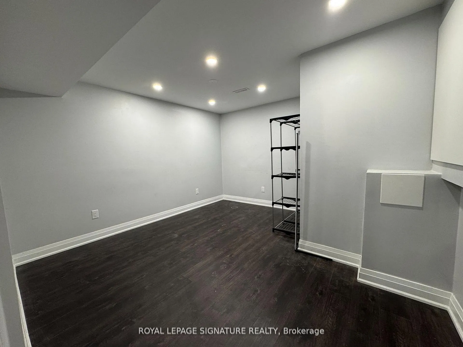 Photo 9 of Unit Bsmt, 731 Bennett Boulevard, Milton, Beaty — HOMEH