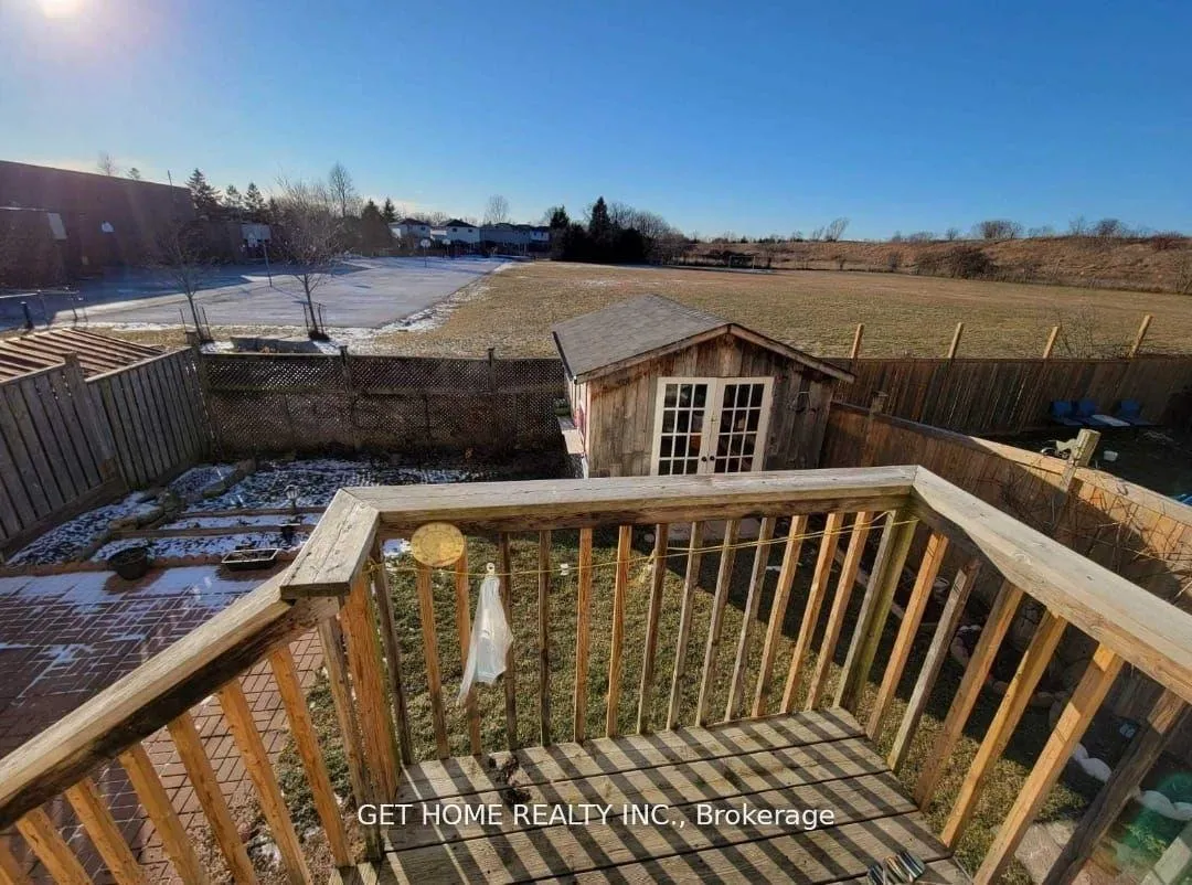 Photo 4 of 1548 Sarasota Crescent, Oshawa, Samac — HOMEH